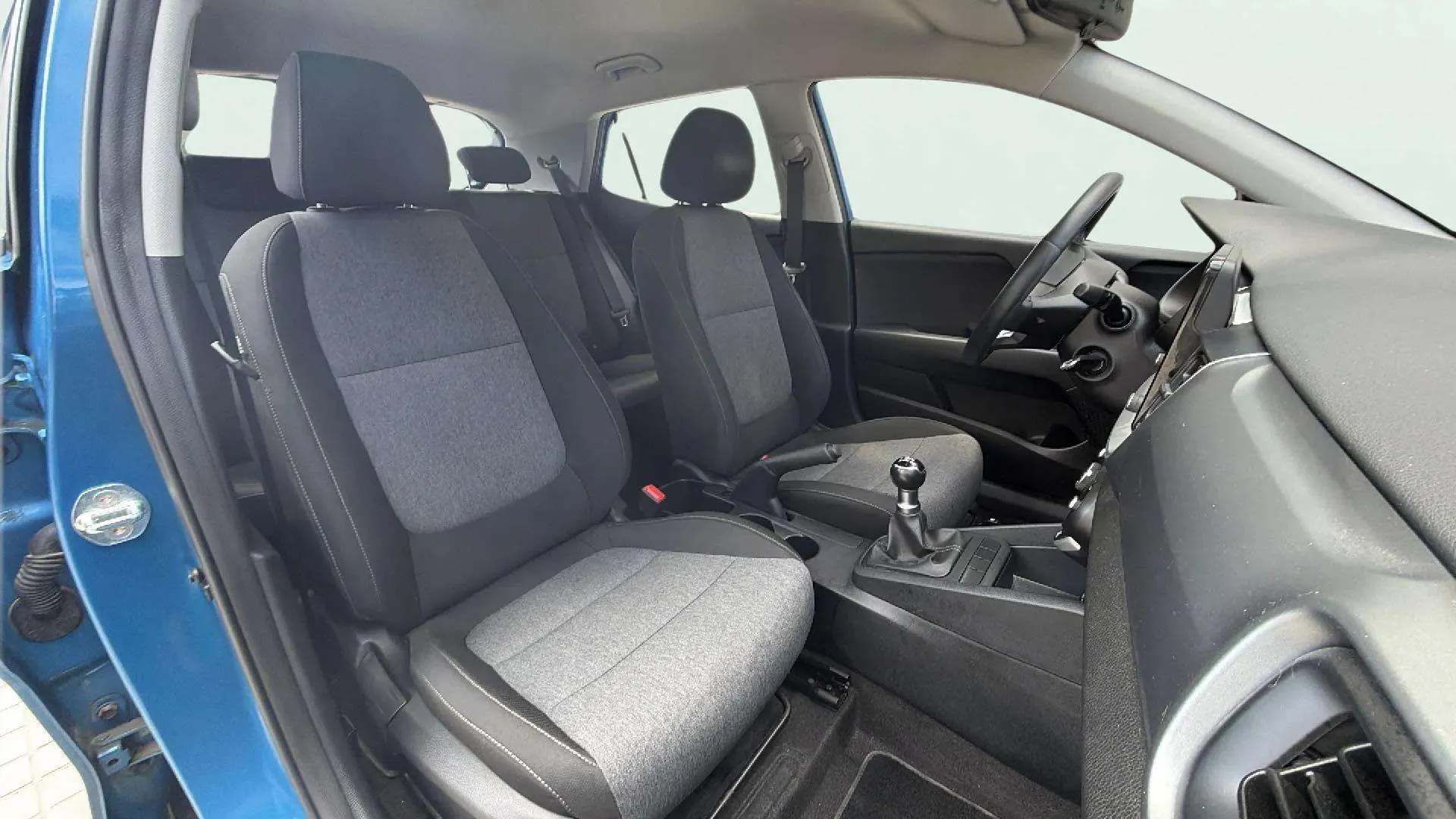 Kia Stonic 1.2 DPi Concept - foto 14