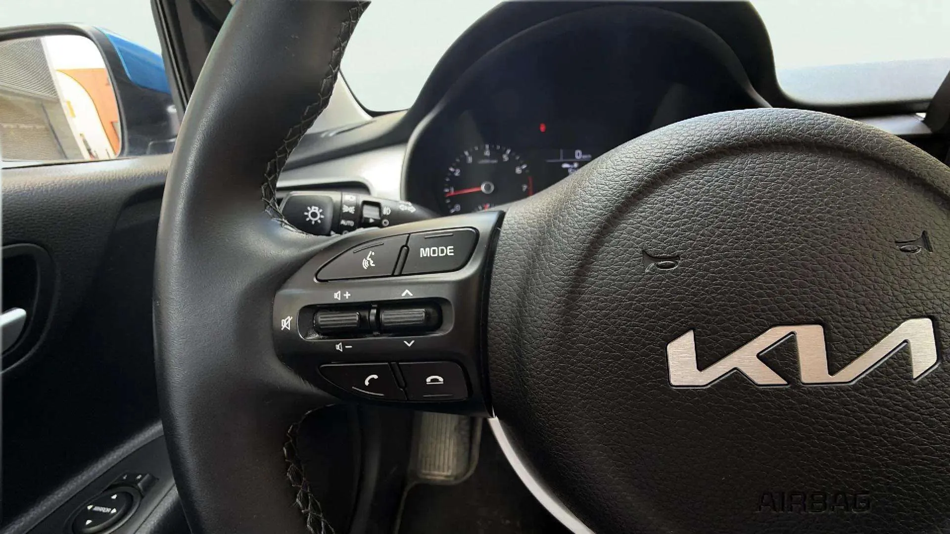 Kia Stonic 1.2 DPi Concept - foto 17