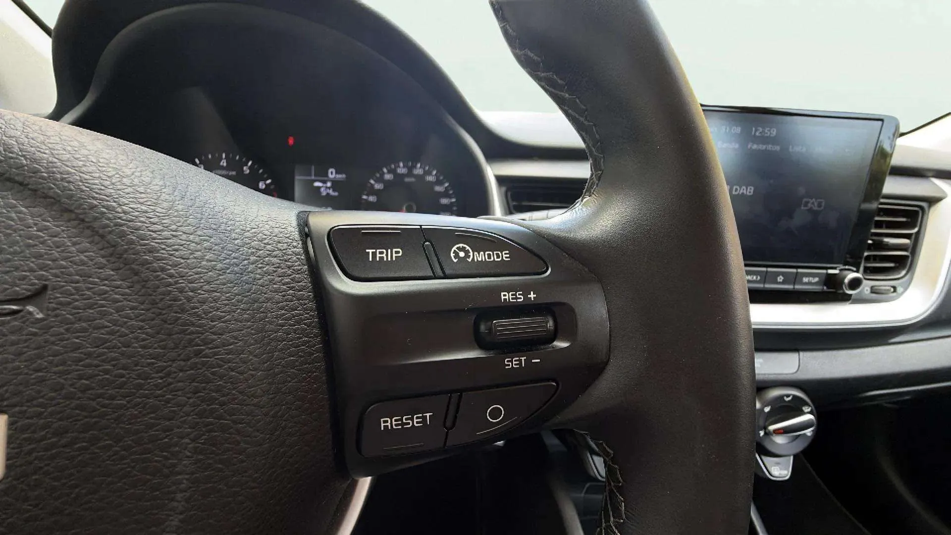 Kia Stonic 1.2 DPi Concept - foto 18