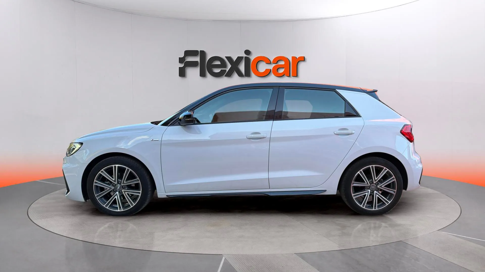 Audi A1 S Line 30 TFSI Sportback - foto 4