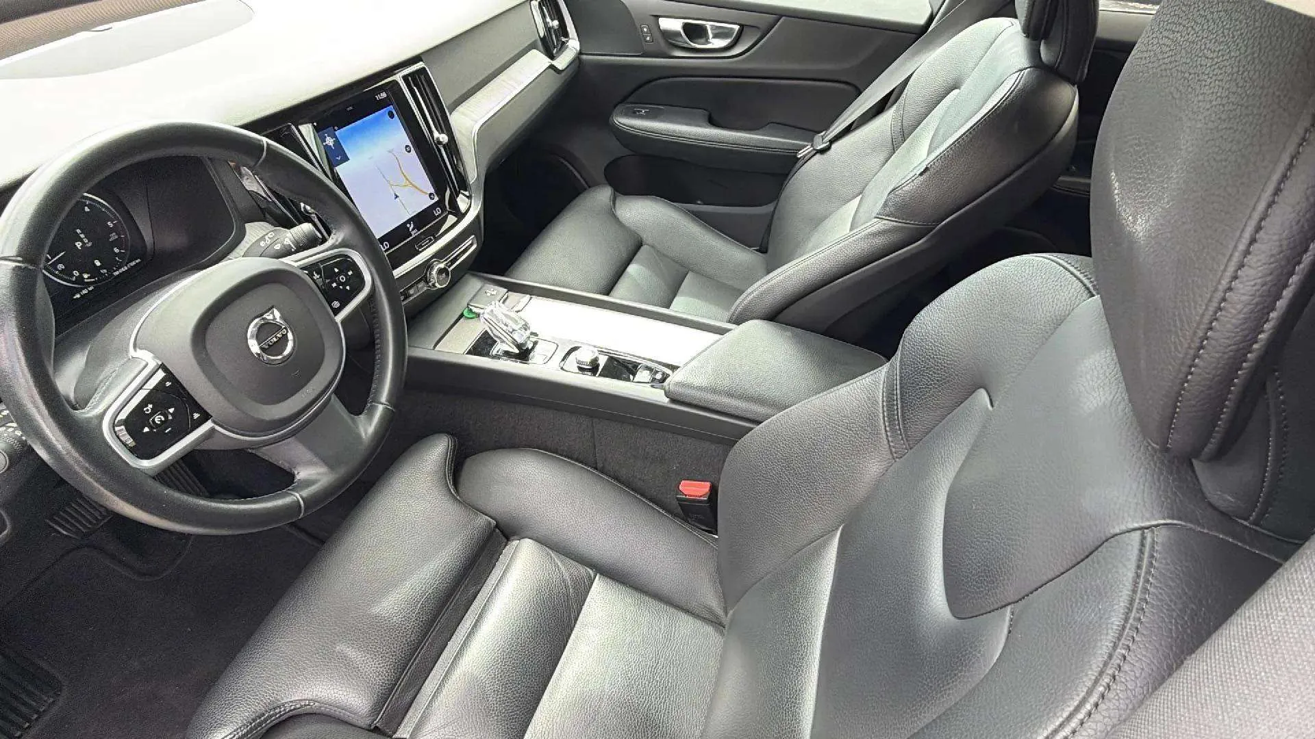 Volvo V60 2.0 B4 (D) Inscription - foto 9