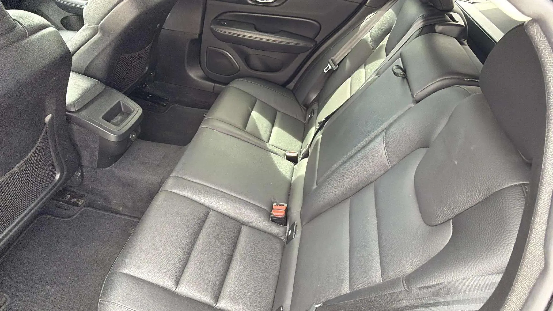 Volvo V60 2.0 B4 (D) Inscription - foto 16