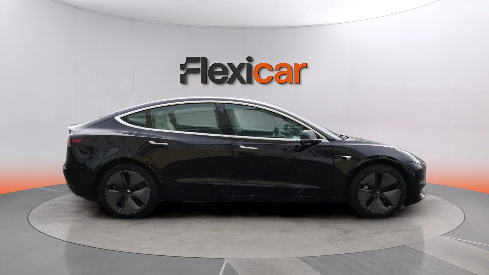 Tesla Model 3 Performance AWD - foto 2