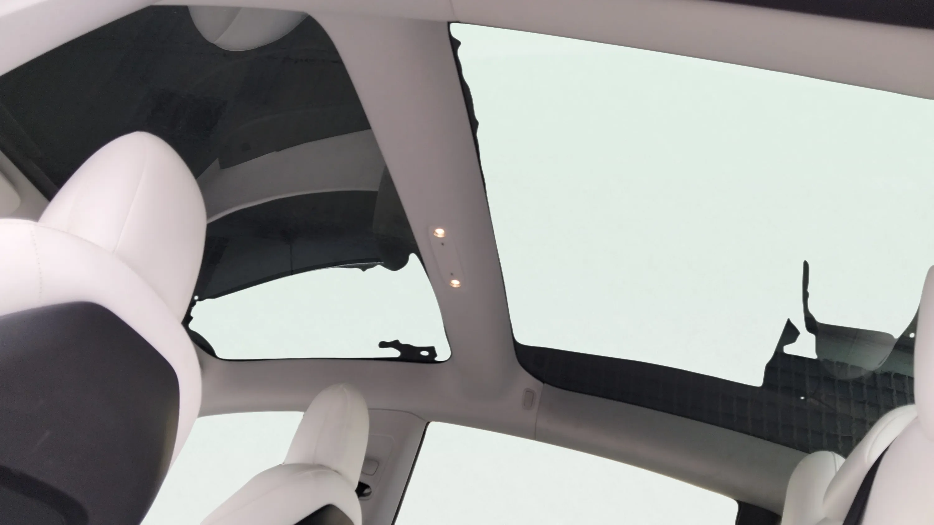 Tesla Model 3 Performance AWD - foto 25