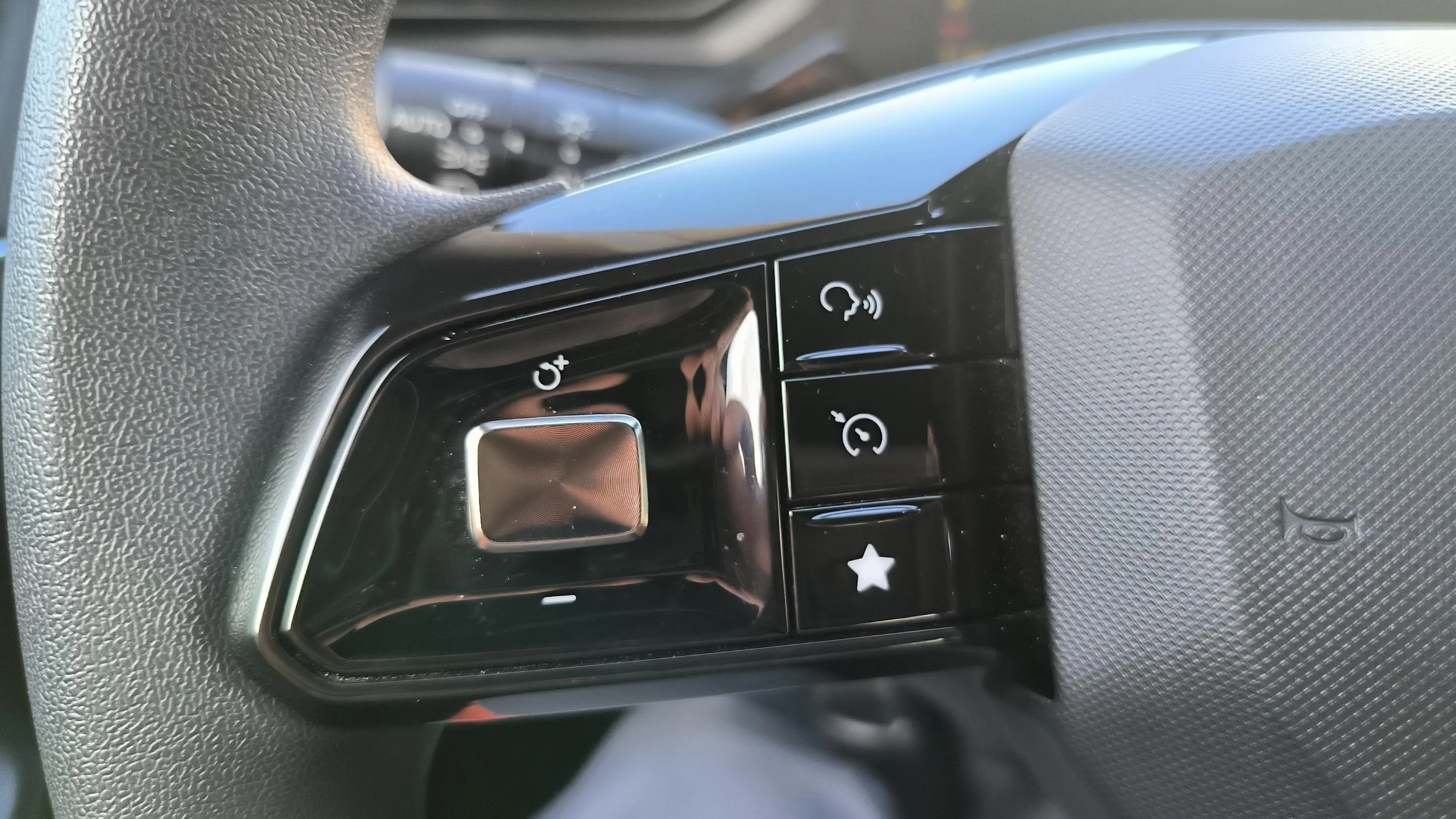 MG MG3 1.5 Comfort - foto 14