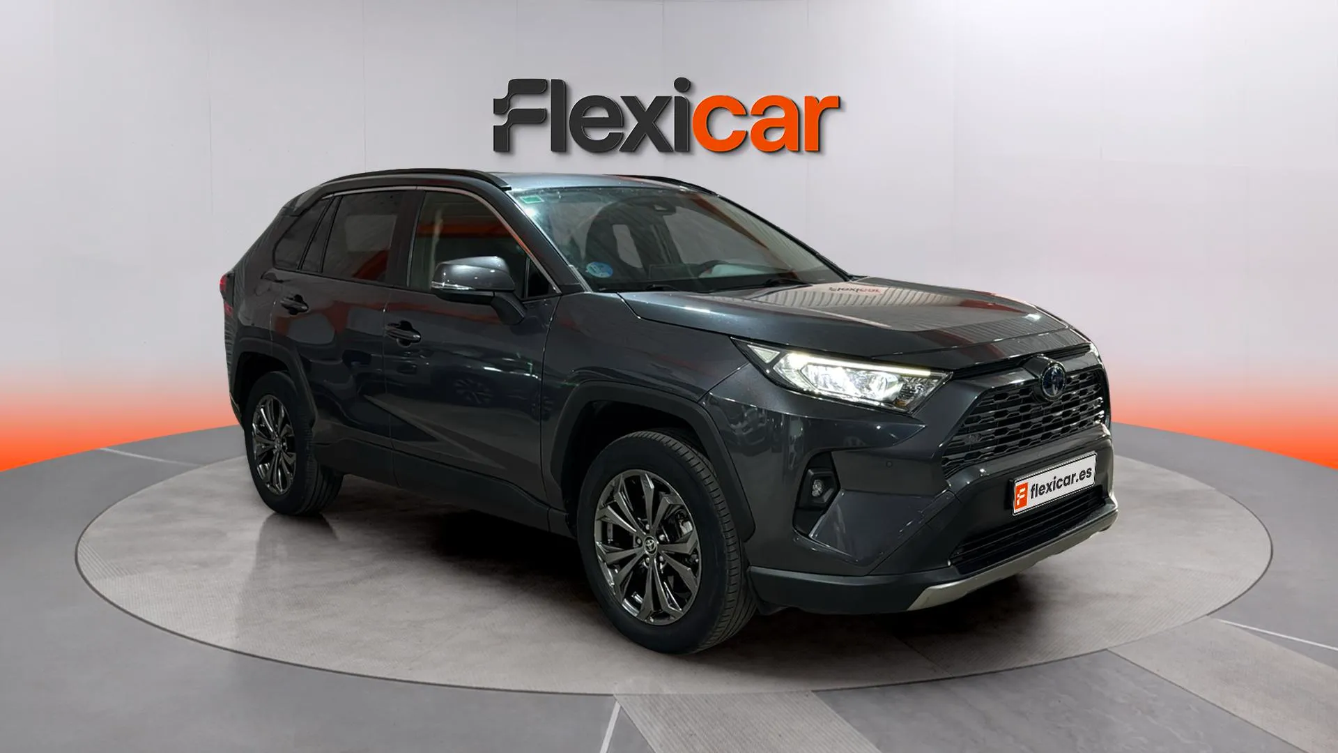 Toyota RAV4 2.5l 220H Luxury - foto 1