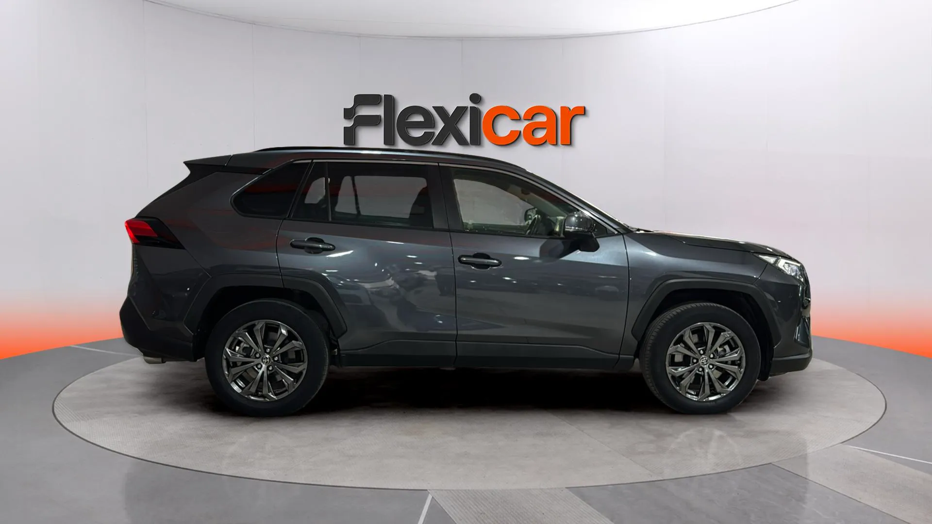Toyota RAV4 2.5l 220H Luxury - foto 8