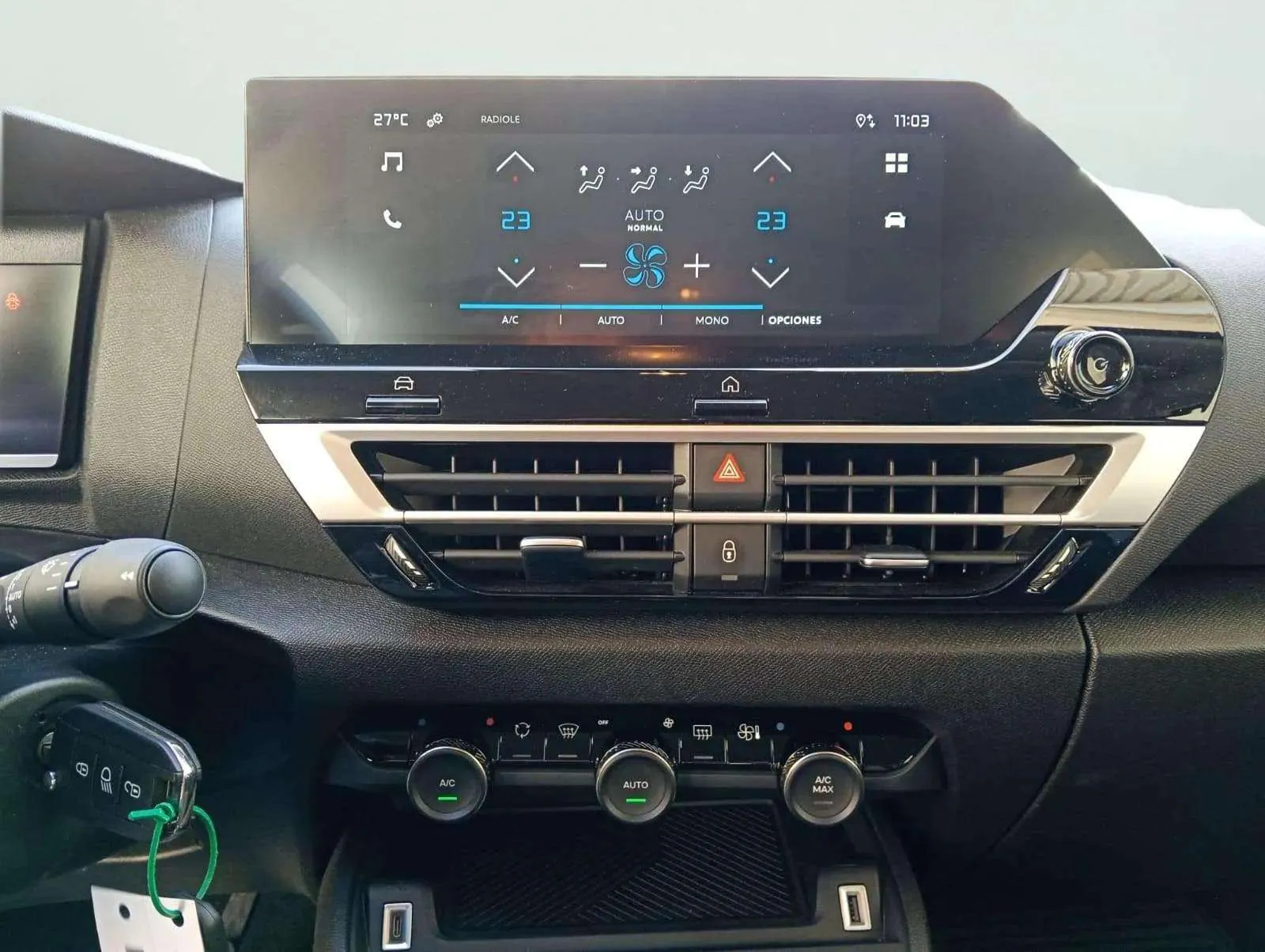 Citroën C4 Hybrid 136 e-DCS6 Plus - foto 14