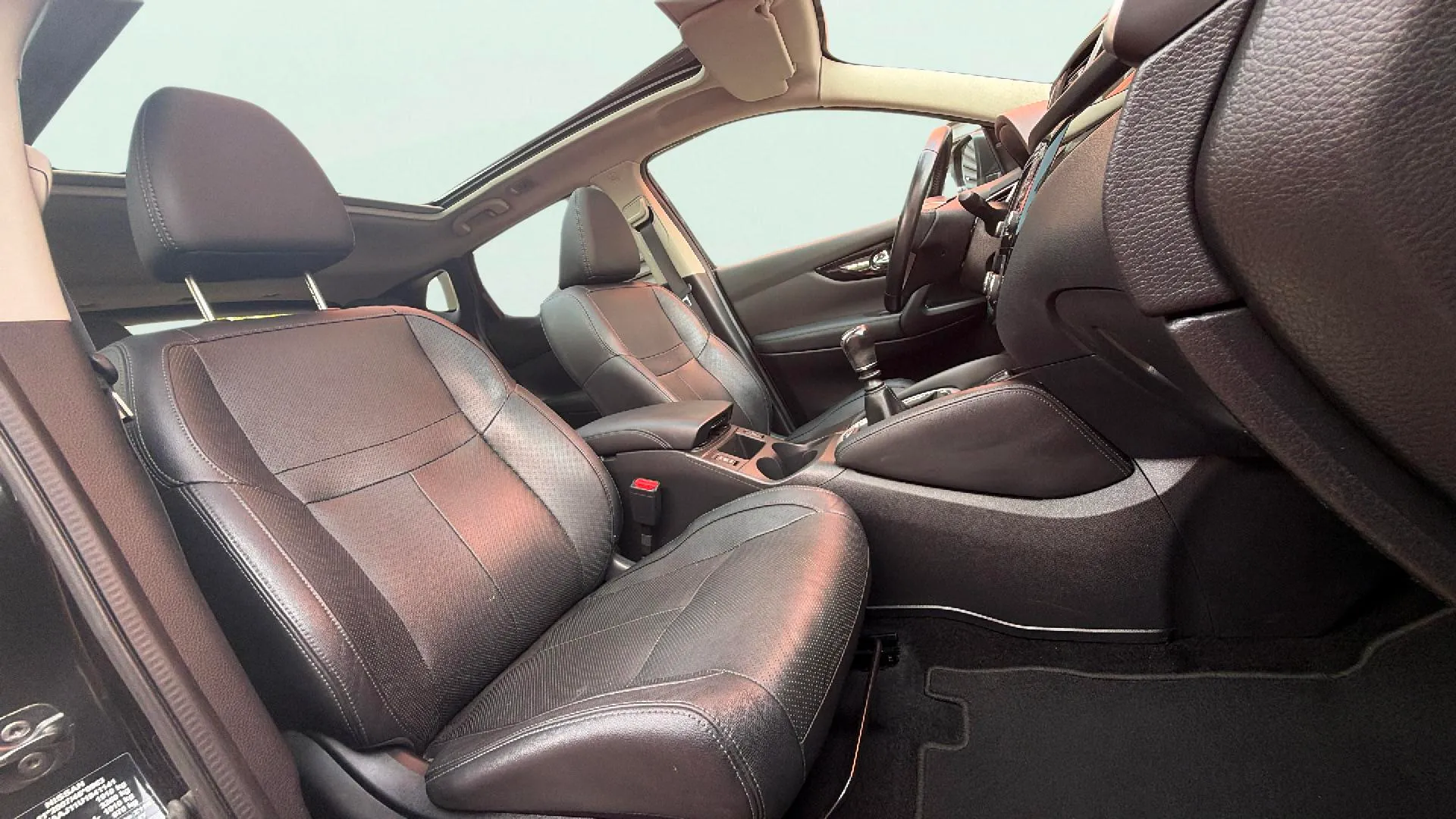 Nissan Qashqai 1.5 dCi Tekna Alcantara - foto 14
