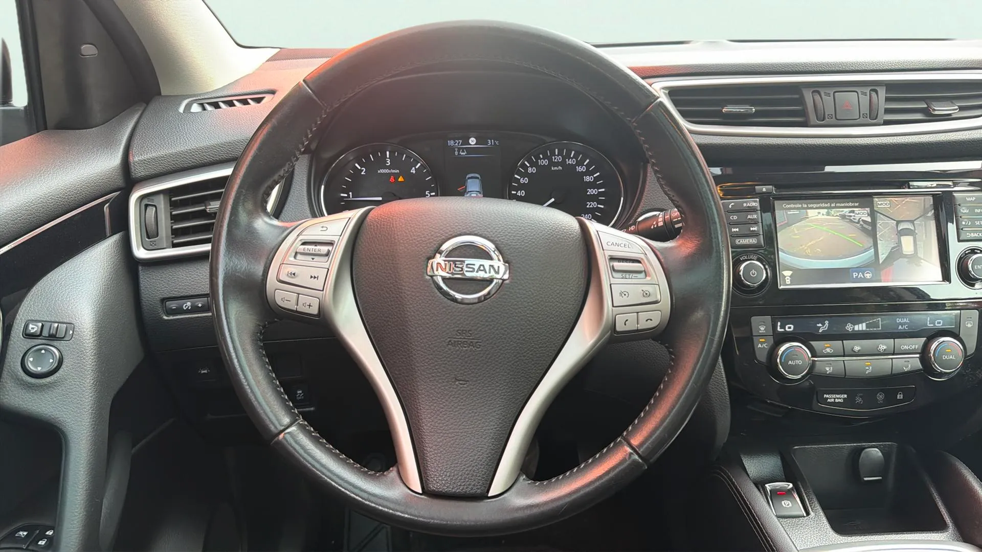 Nissan Qashqai 1.5 dCi Tekna Alcantara - foto 11