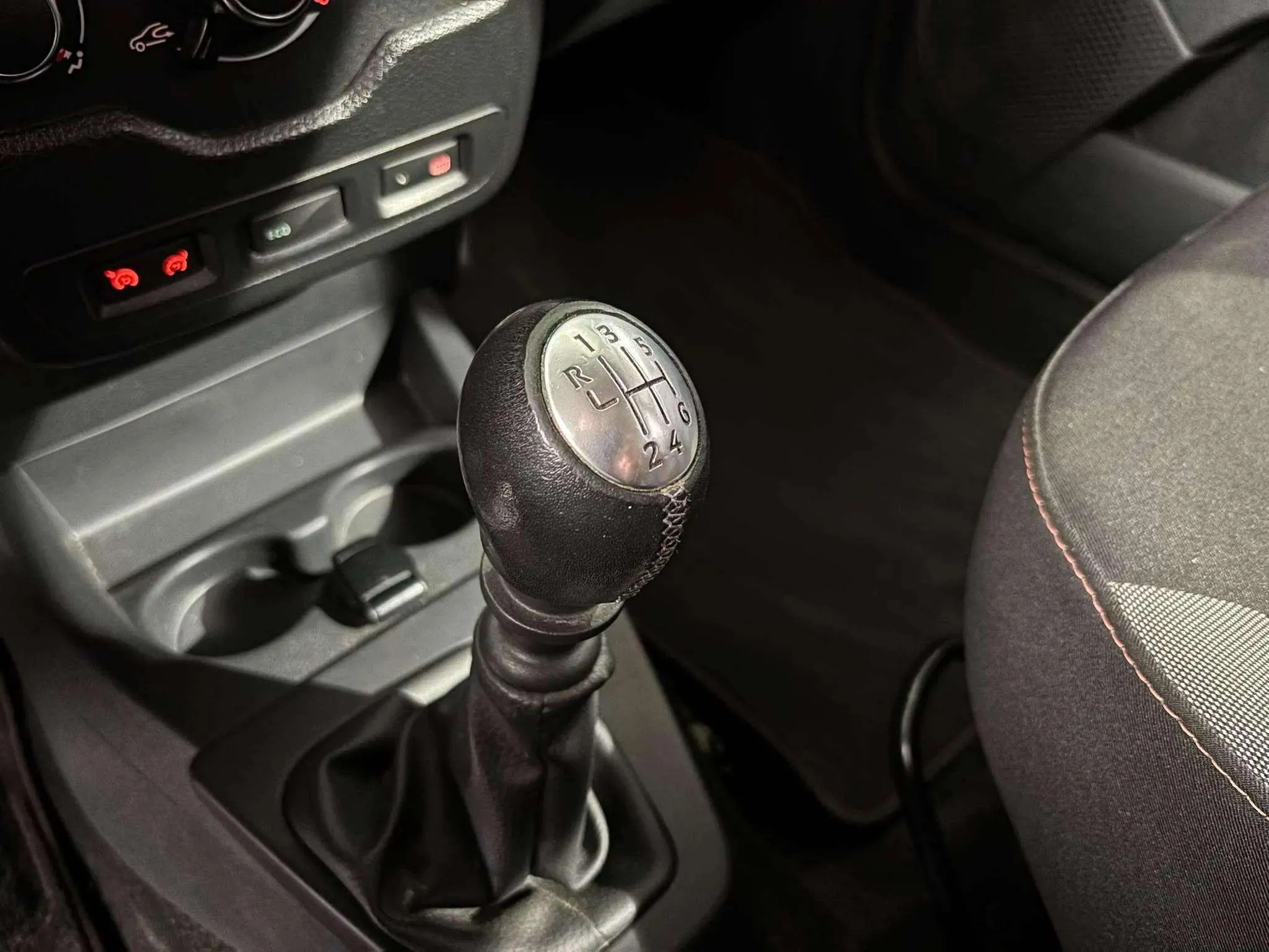 Dacia Lodgy Stepway Comfort TCe 5 plazas GPF - foto 14