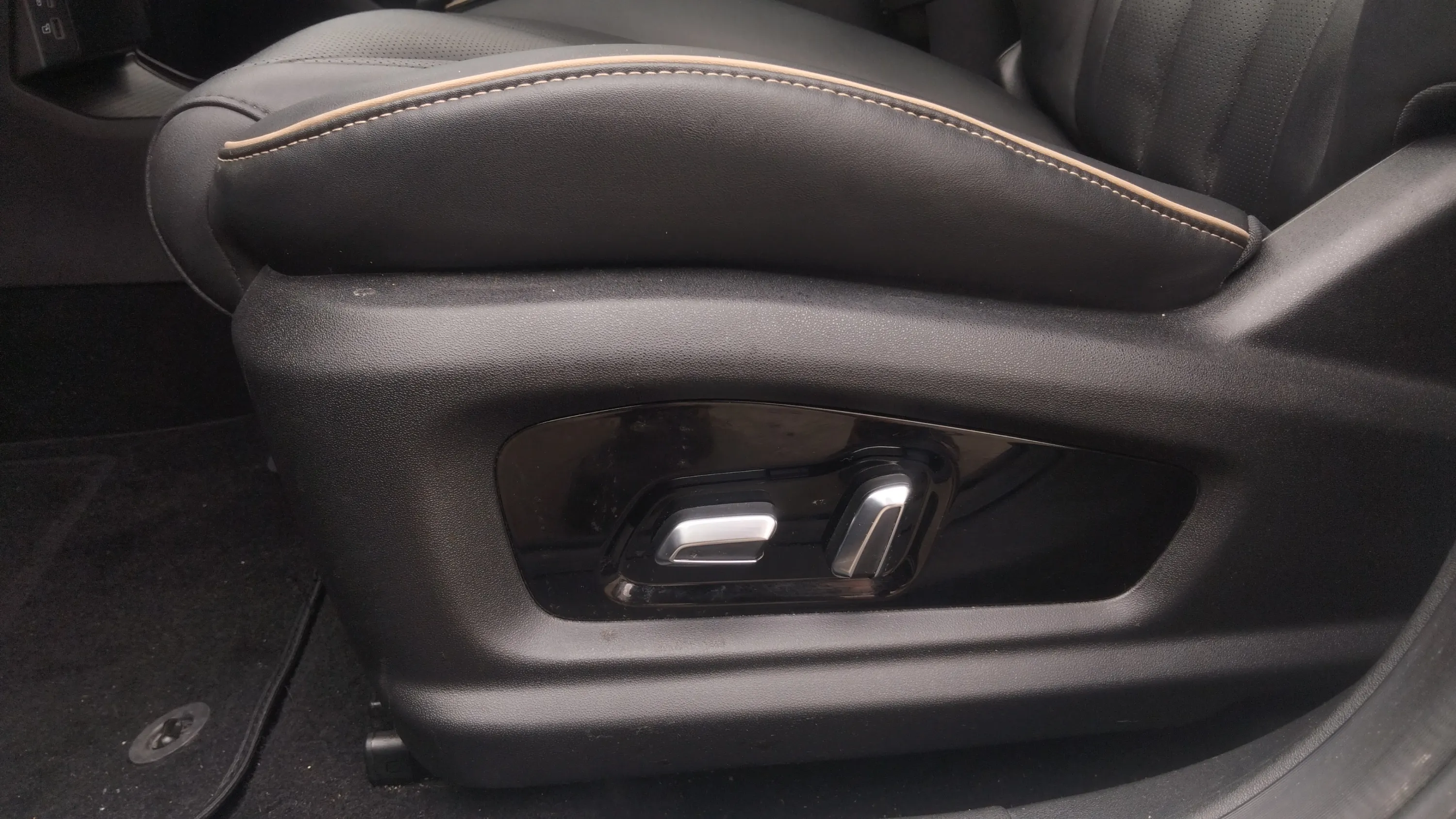 Omoda 5 1.6 T-GDi 136. DCT Premium - foto 24
