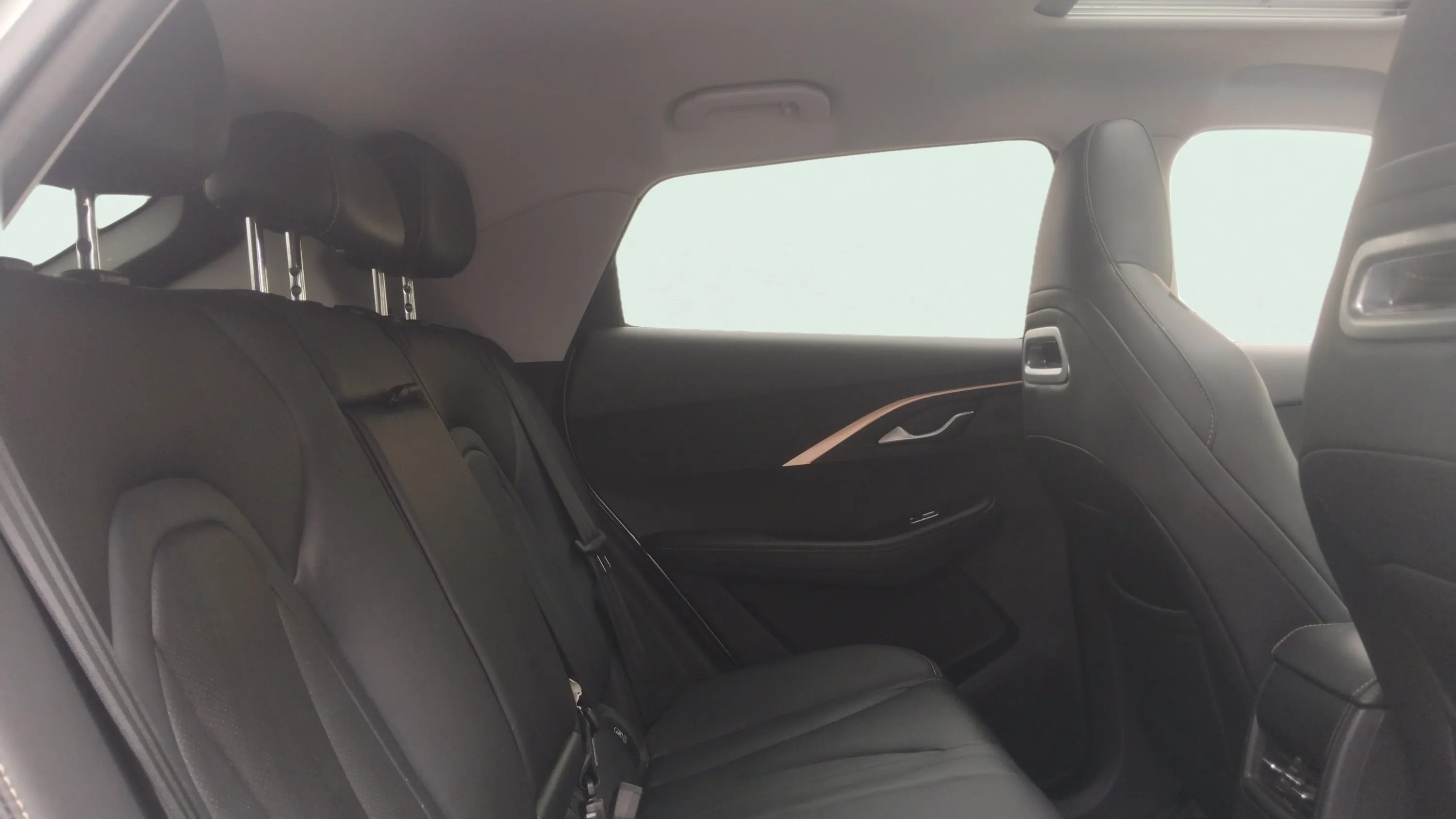 Omoda 5 1.6 T-GDi 136. DCT Premium - foto 11