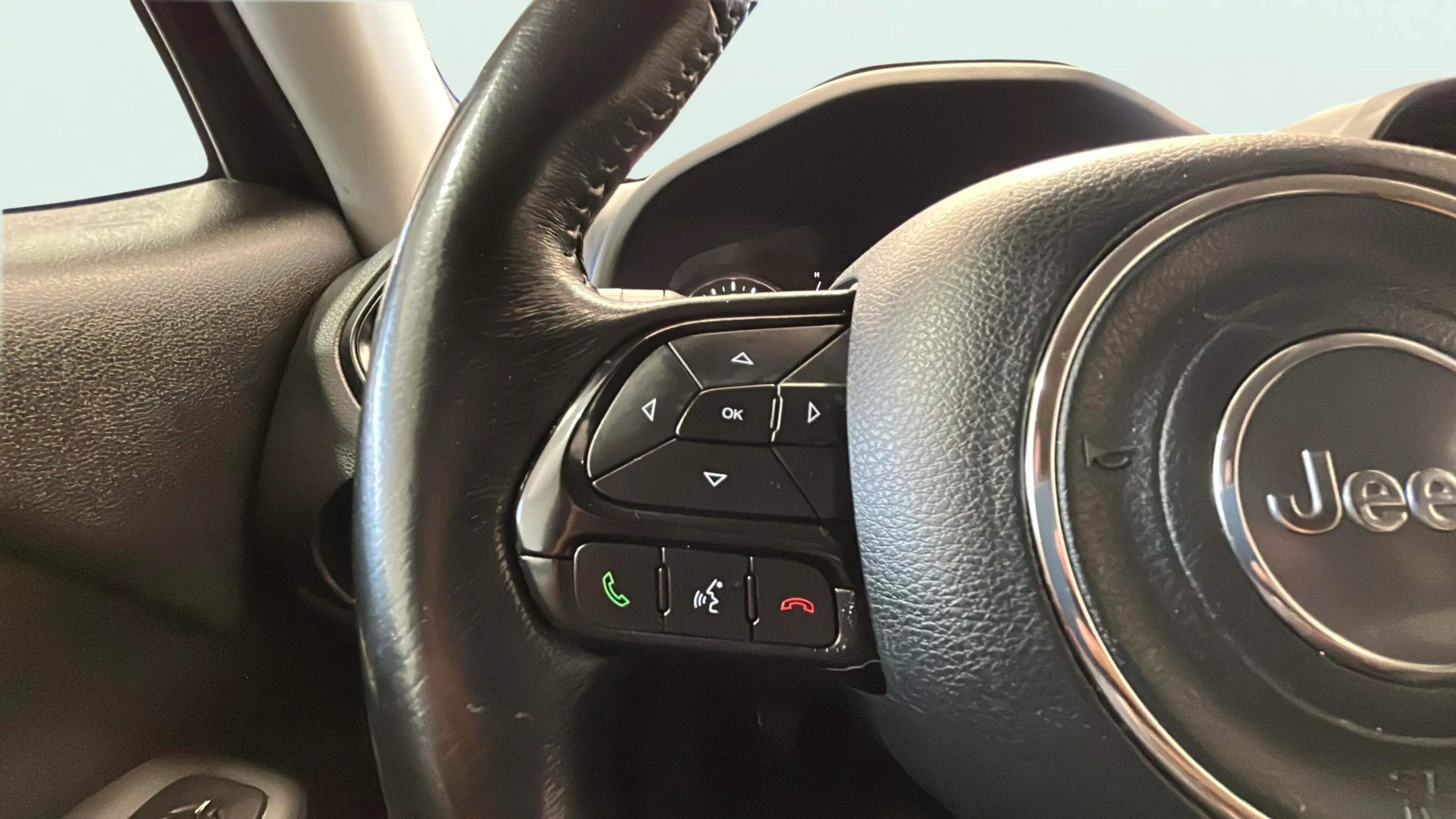 Jeep Renegade 1.6 Mjet Night Eagle 4x2 - foto 19