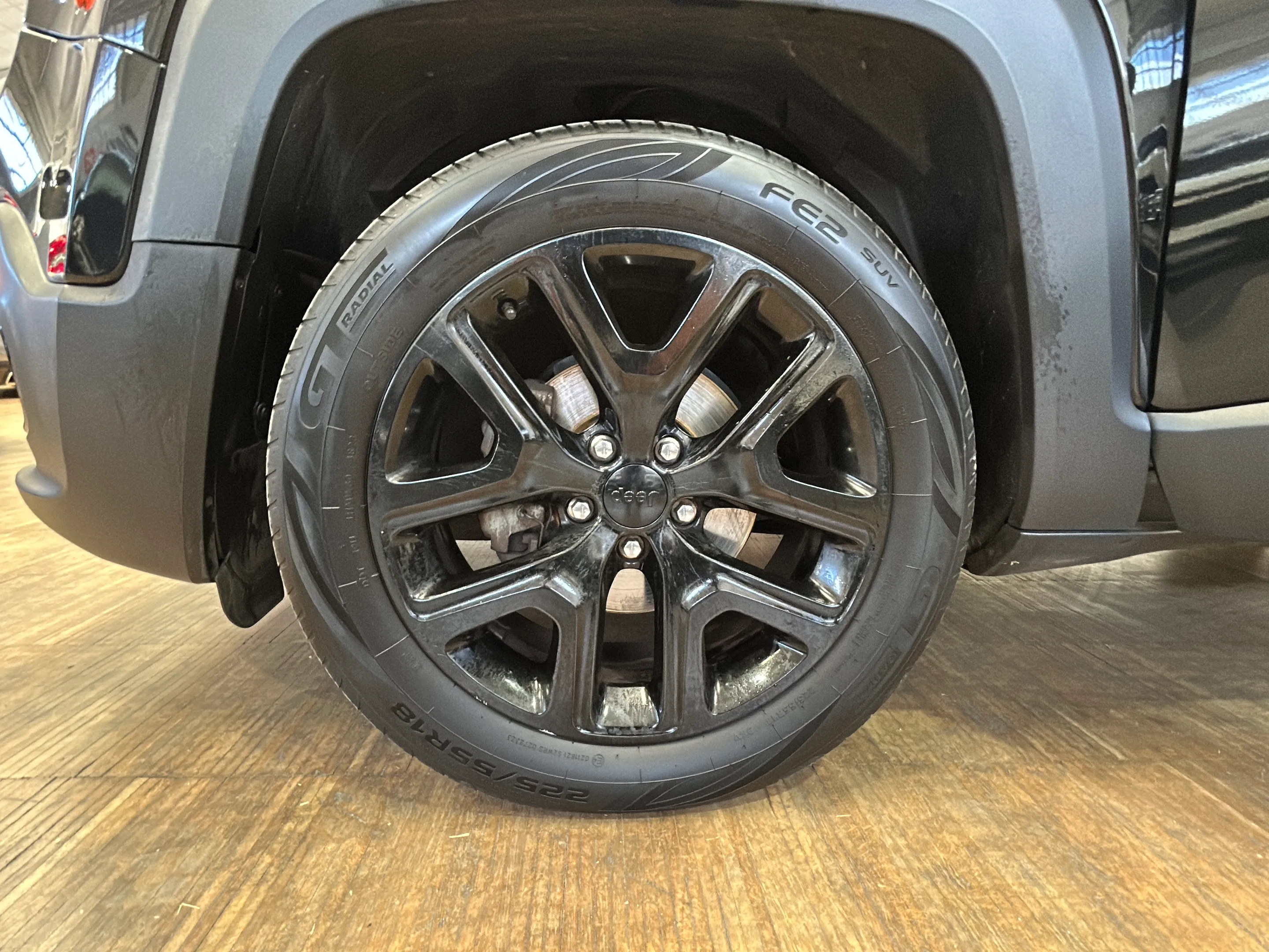 Jeep Renegade 1.6 Mjet Night Eagle 4x2 - foto 30