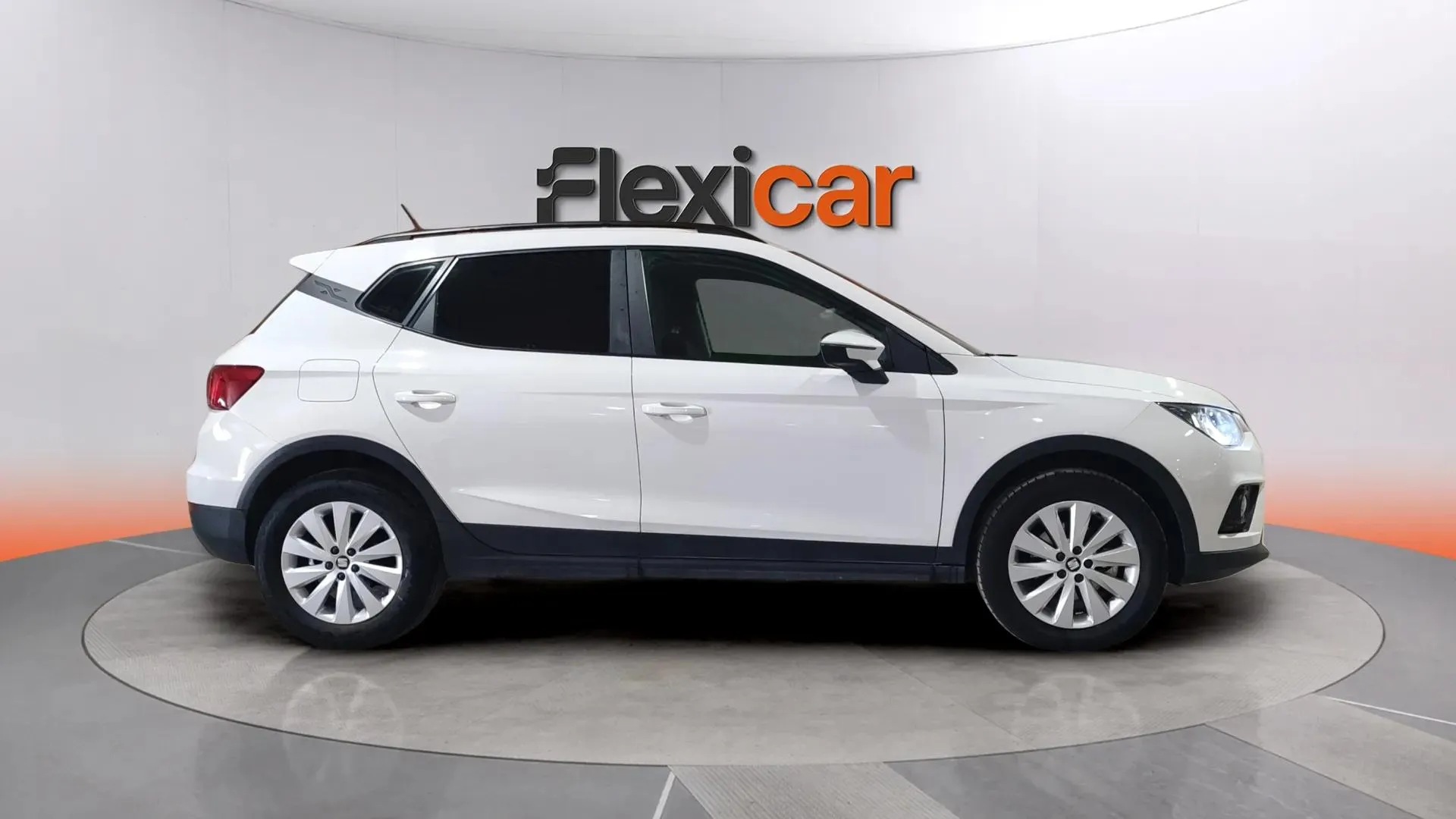 SEAT Arona 1.0 TSI Style Ecomotive - foto 3