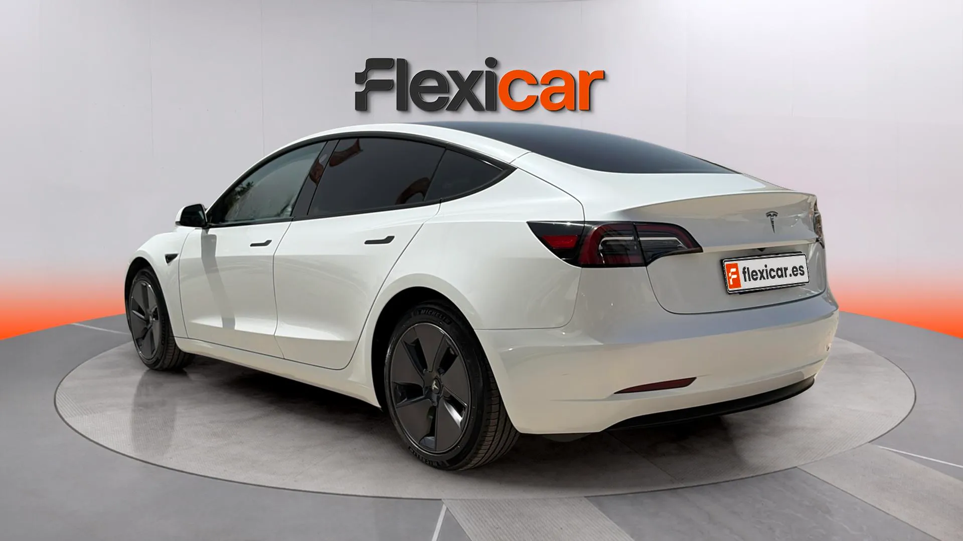 Tesla Model 3 RWD - foto 6