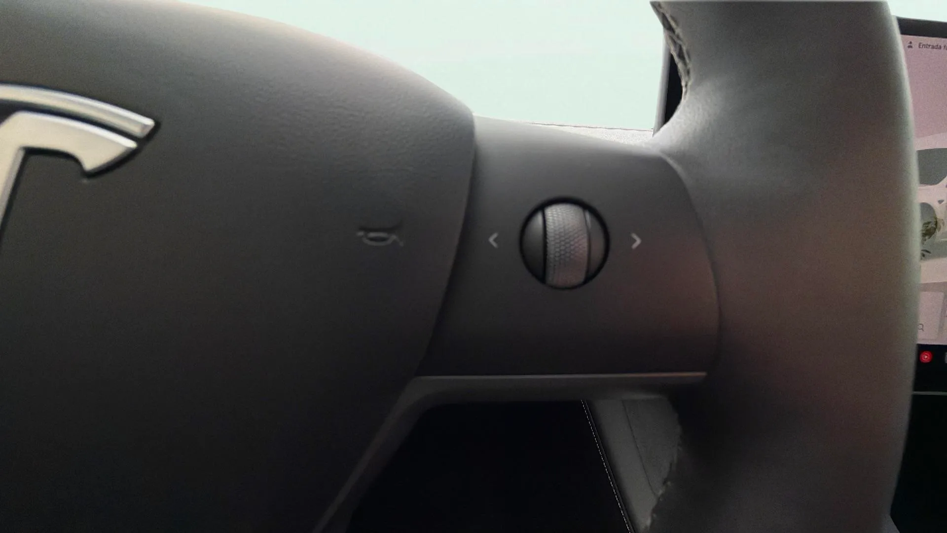 Tesla Model 3 RWD - foto 14