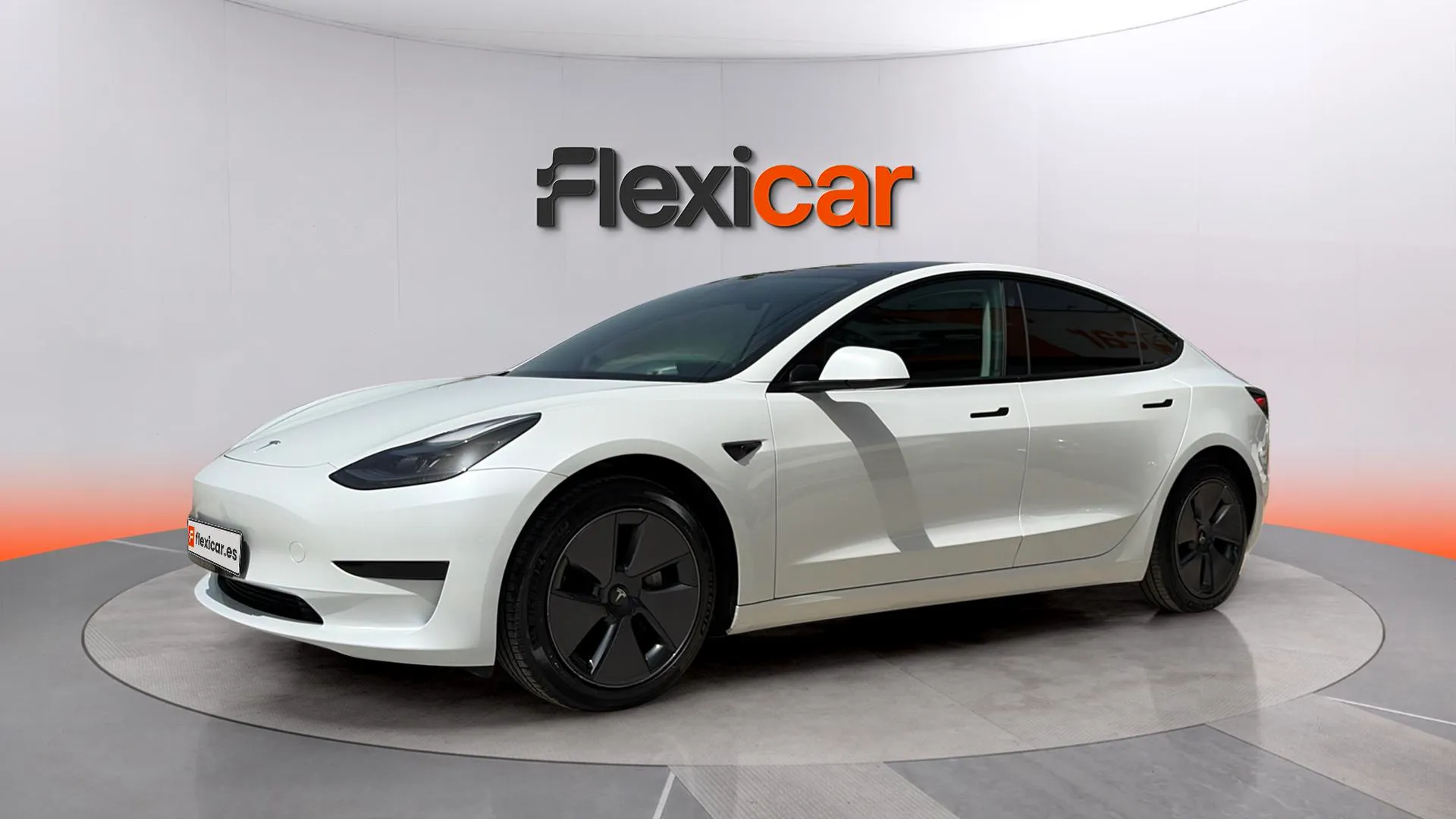 Tesla Model 3 RWD - foto 8