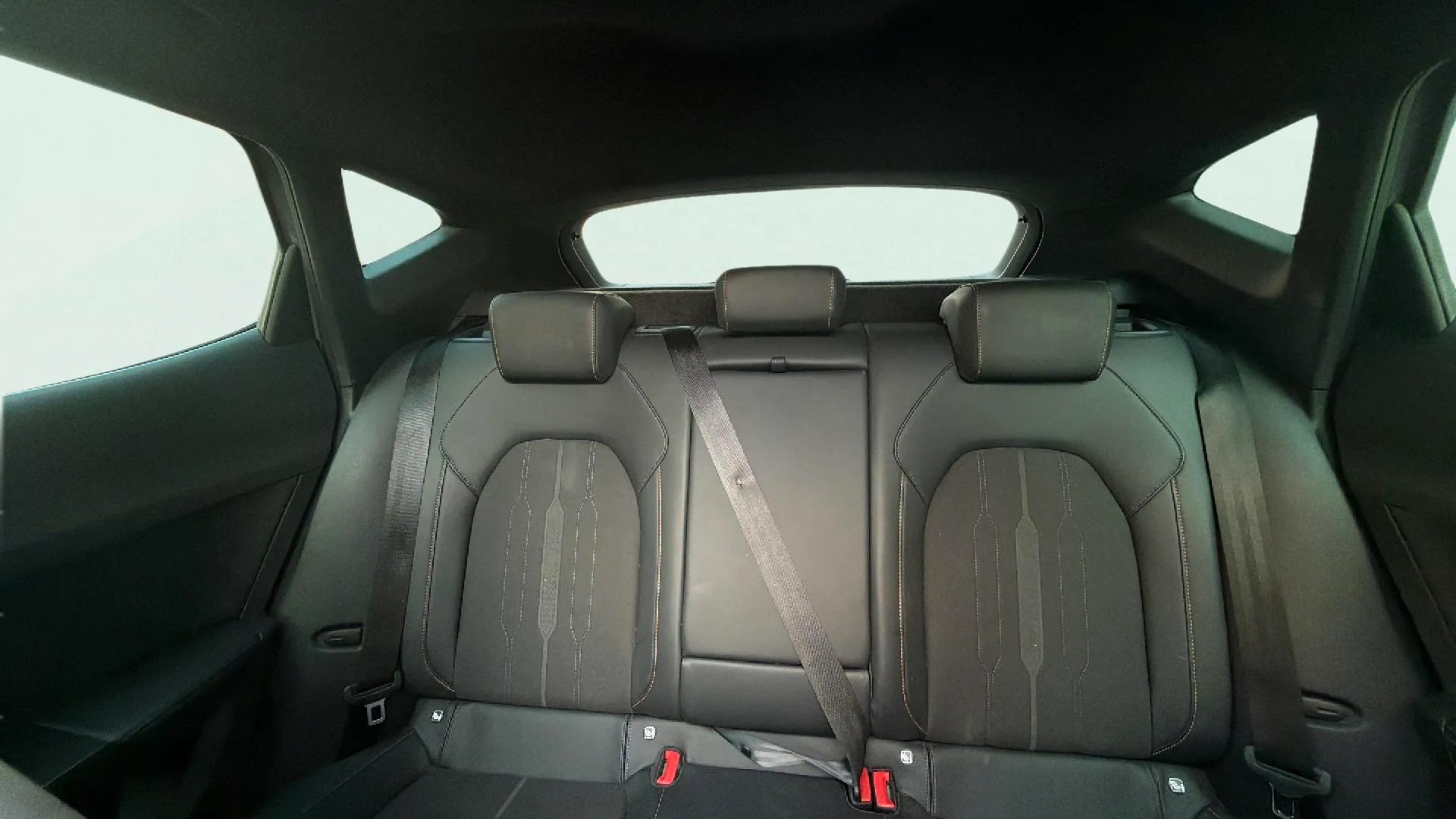 Cupra Formentor 1.5 TSI DSG - foto 12