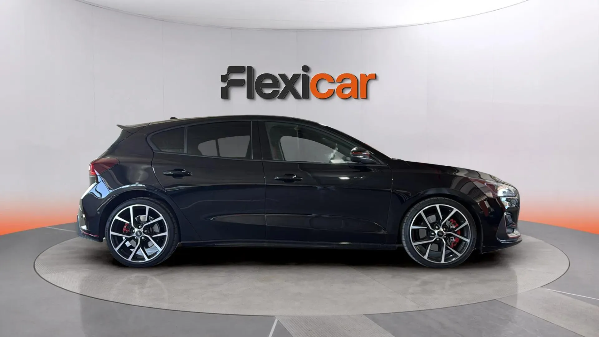 Ford Focus ST Edition 2.3 EcoBoost - foto 8
