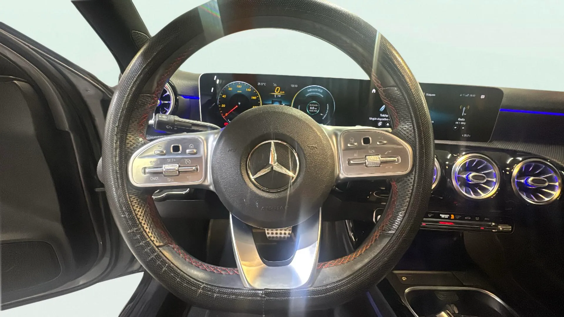 Mercedes-Benz Clase A Sedán A 180 d - foto 11
