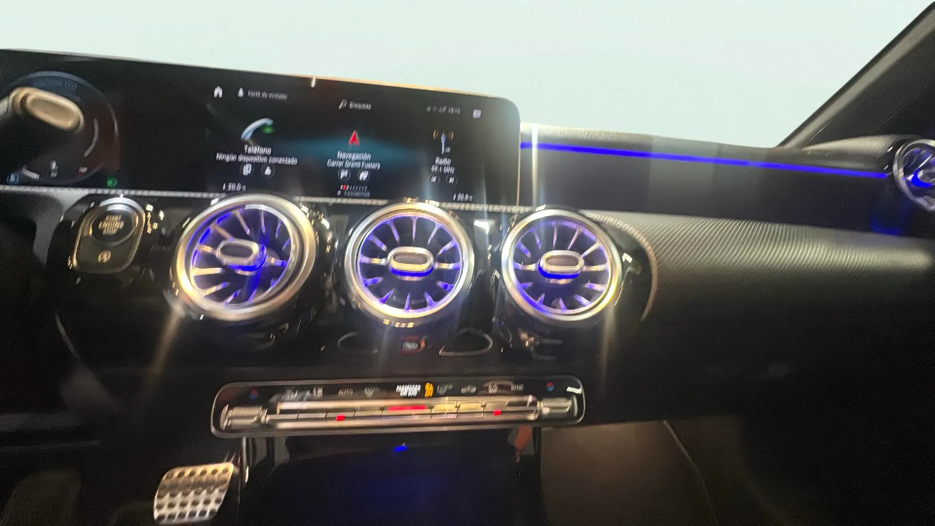 Mercedes-Benz Clase A Sedán A 180 d - foto 14