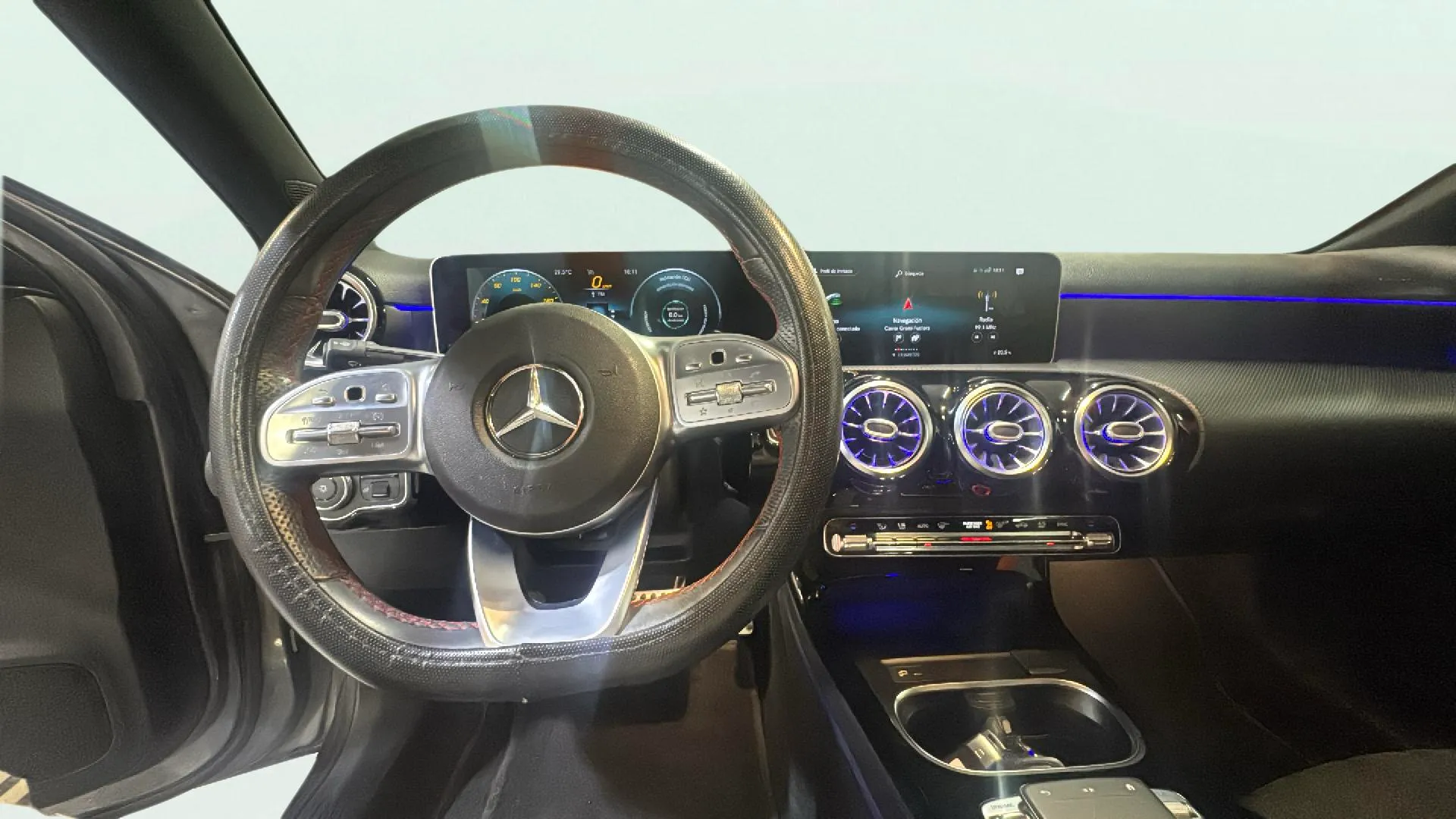 Mercedes-Benz Clase A Sedán A 180 d - foto 12