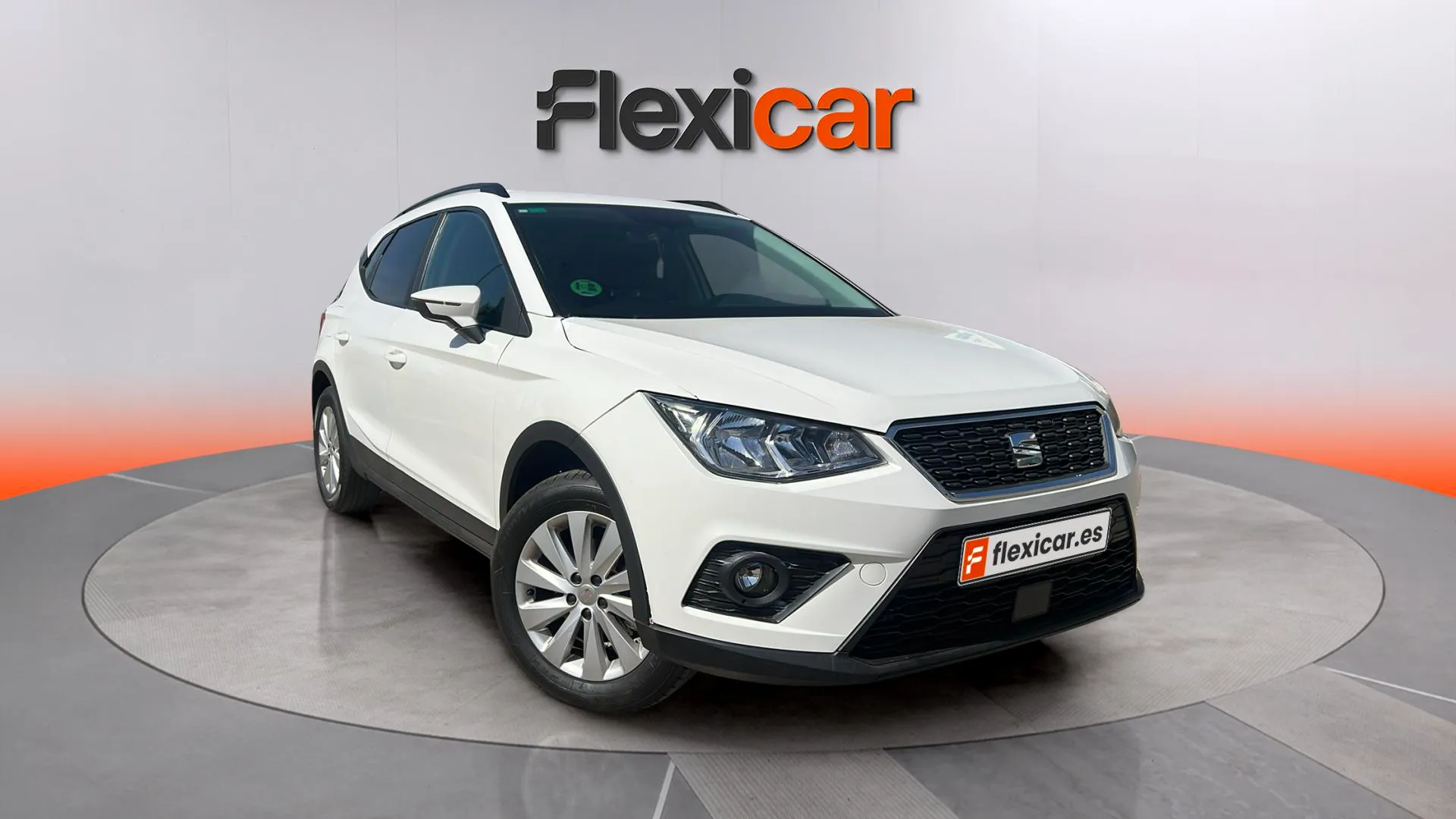 SEAT Arona 1.0 TSI Reference - foto 1