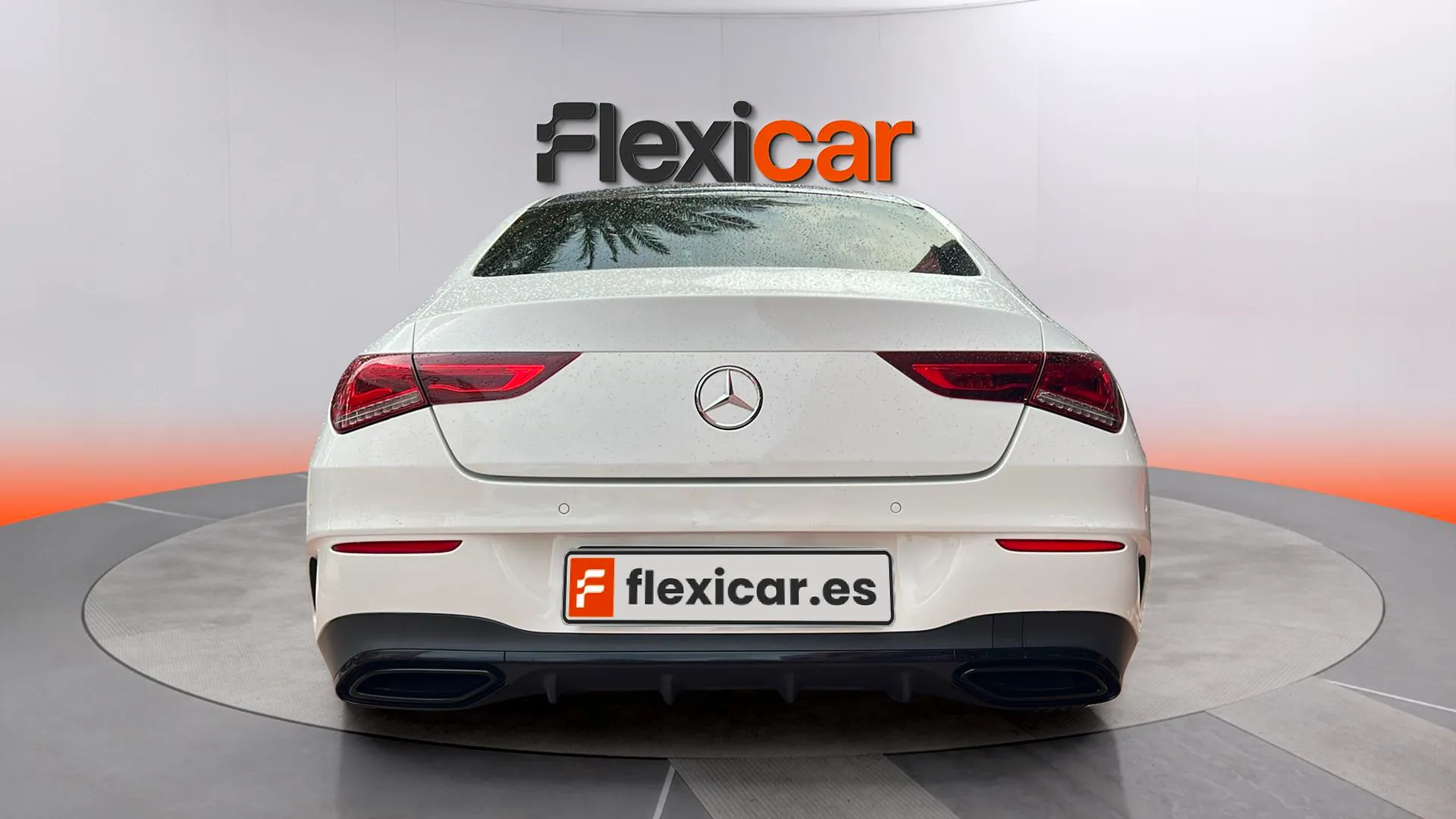 Mercedes-Benz CLA 180 - foto 6