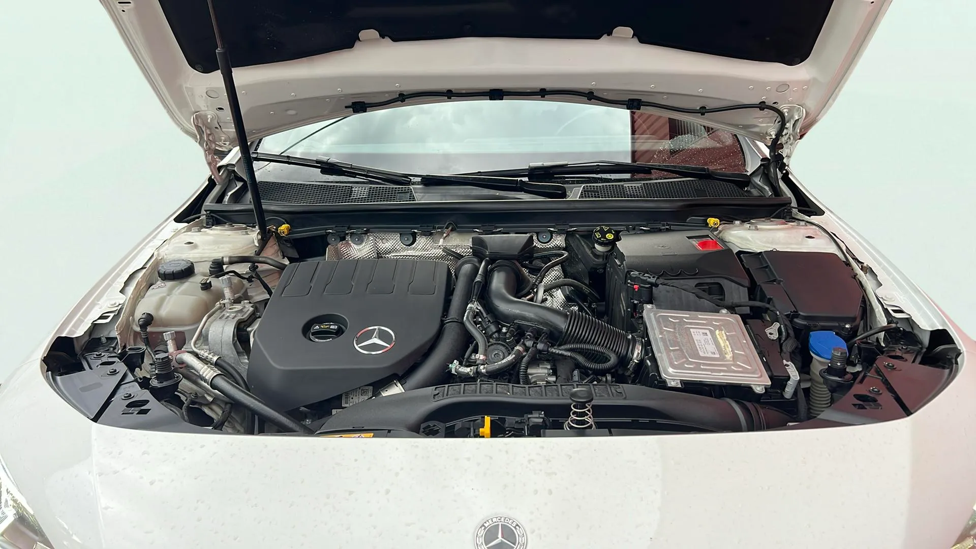 Mercedes-Benz CLA 180 - foto 20
