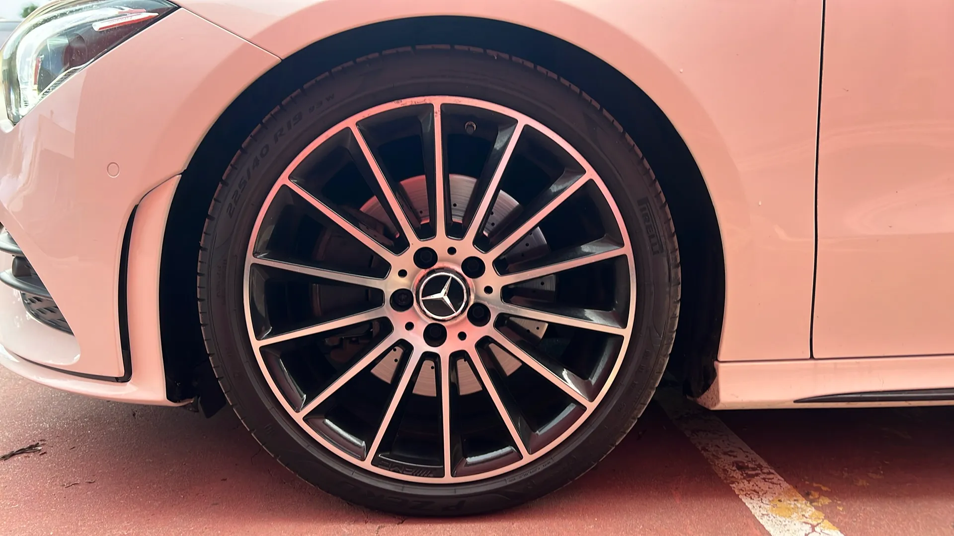 Mercedes-Benz CLA 180 - foto 19