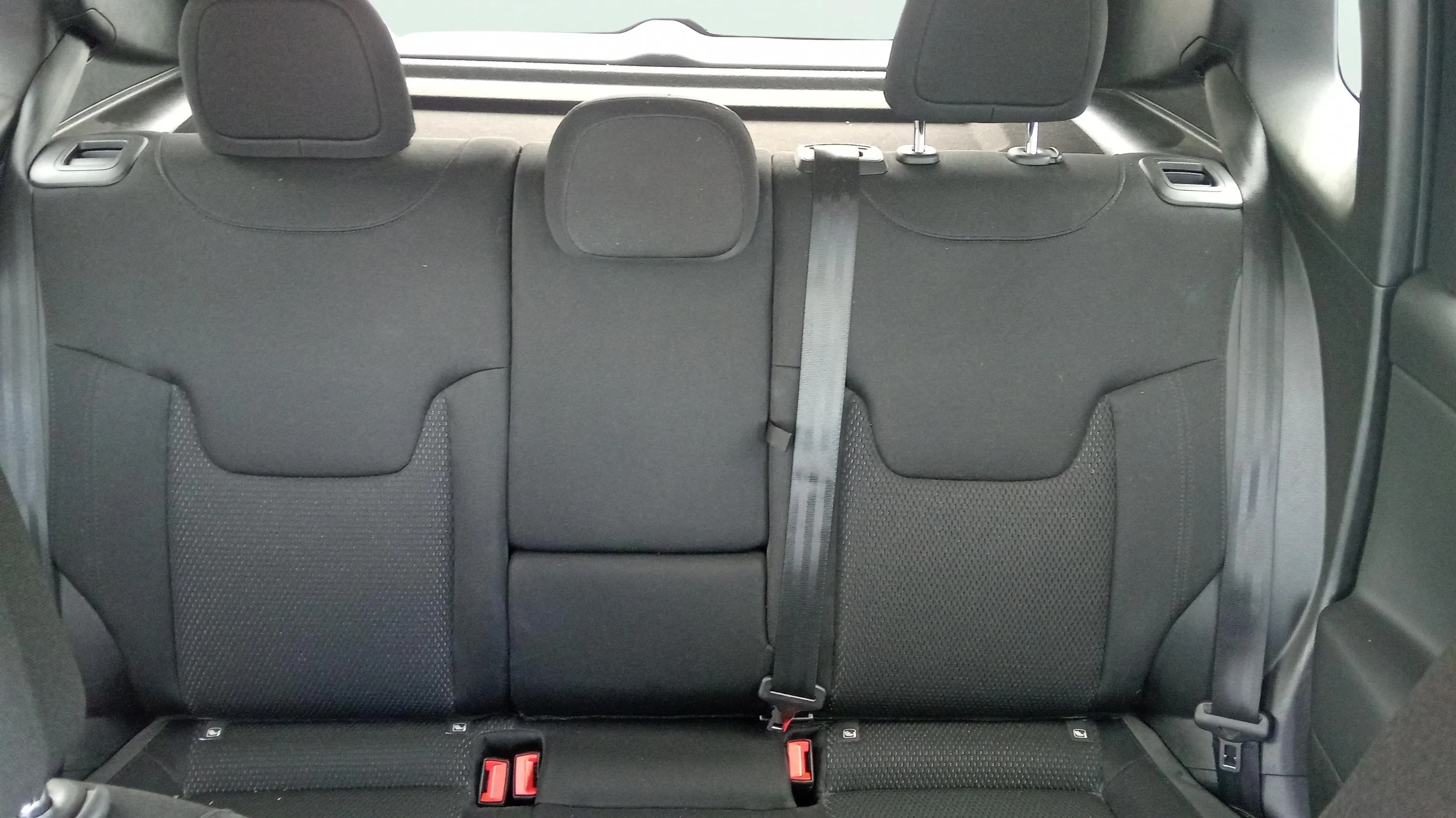 Jeep Renegade 1.0G Night Eagle 4x2 - foto 19