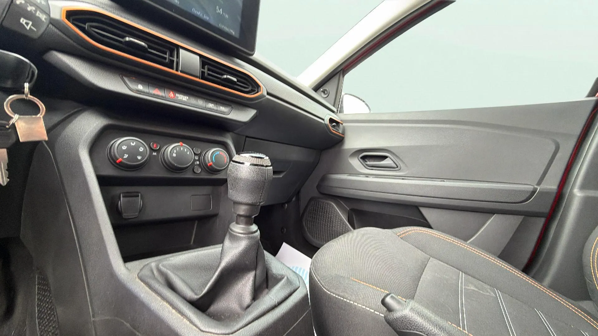 Dacia Sandero Stepway Comfort TCe - foto 13