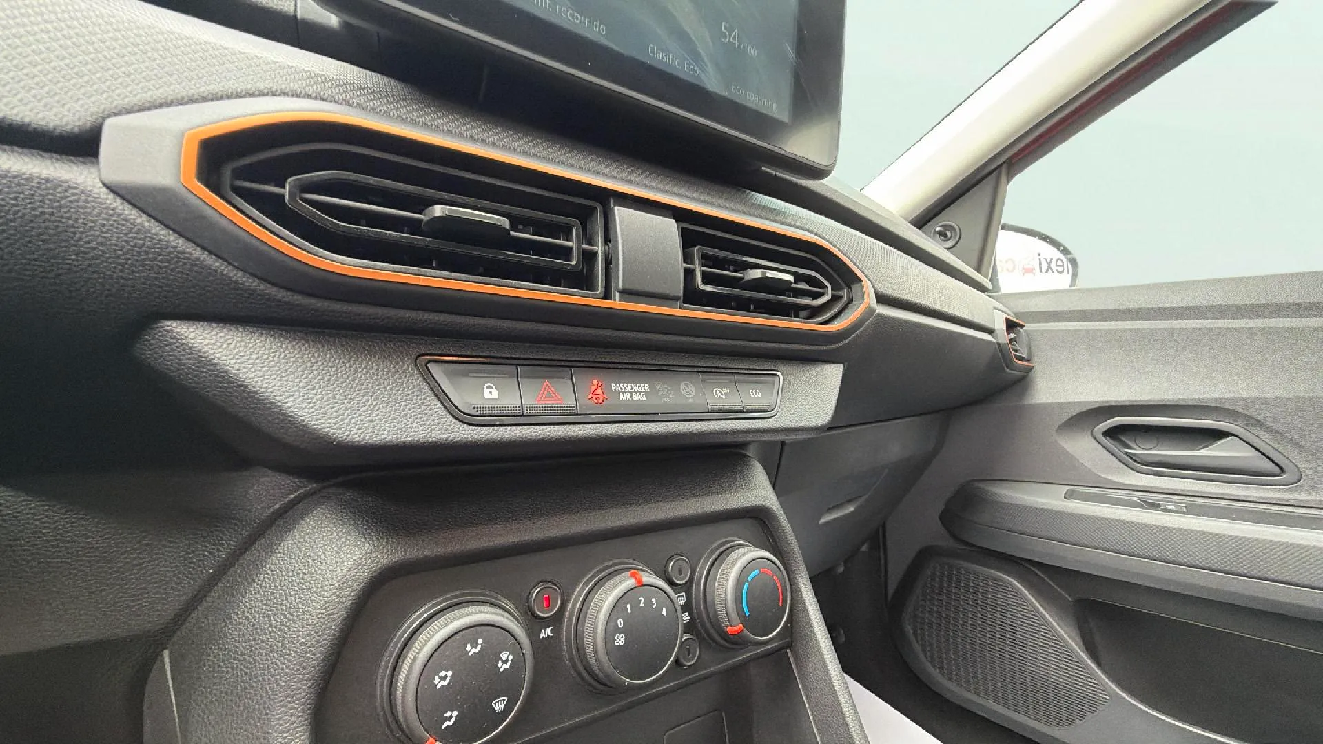 Dacia Sandero Stepway Comfort TCe - foto 18