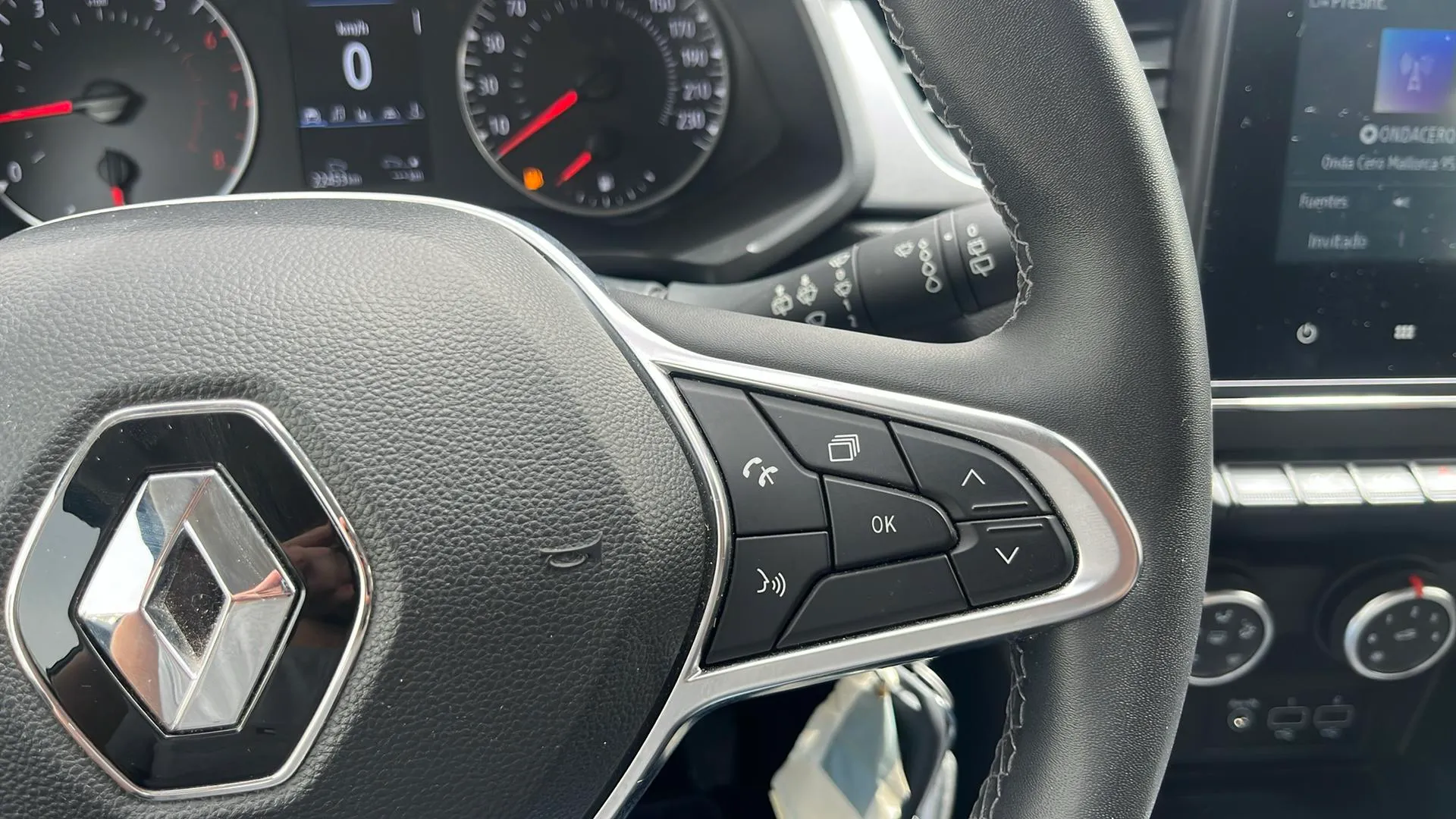 Renault Captur Intens TCe - foto 12