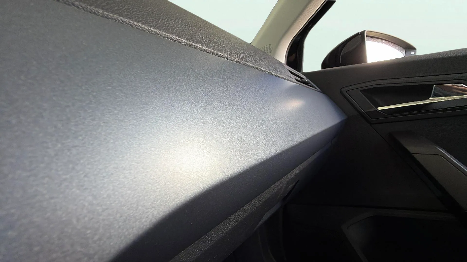 SEAT Arona 1.0 TSI Reference - foto 31