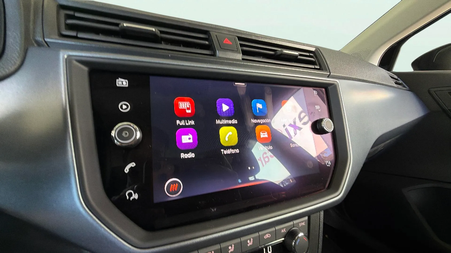 SEAT Arona 1.0 TSI Reference - foto 18