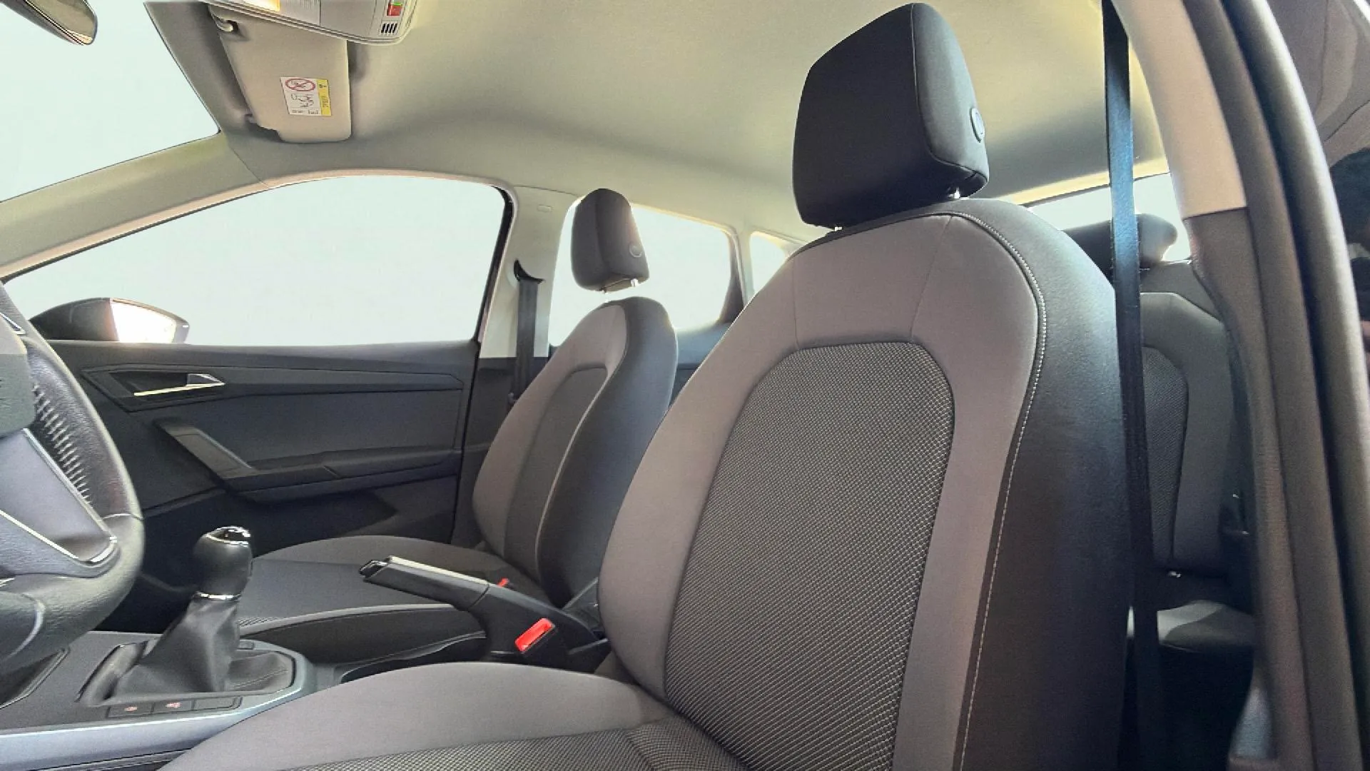 SEAT Arona 1.0 TSI Reference - foto 10