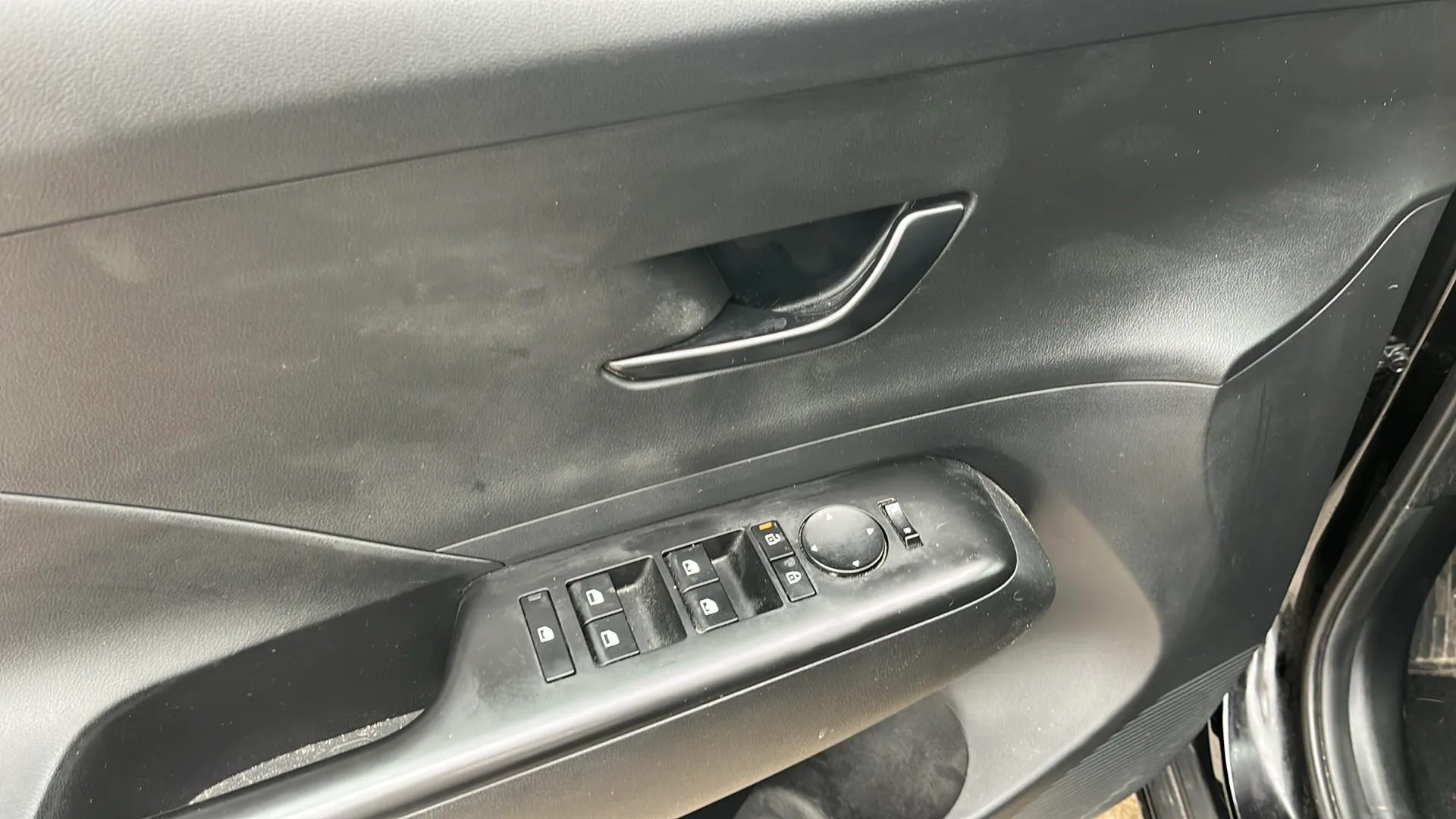 Hyundai Kona 1.6 GDI HEV Maxx DCT - foto 8