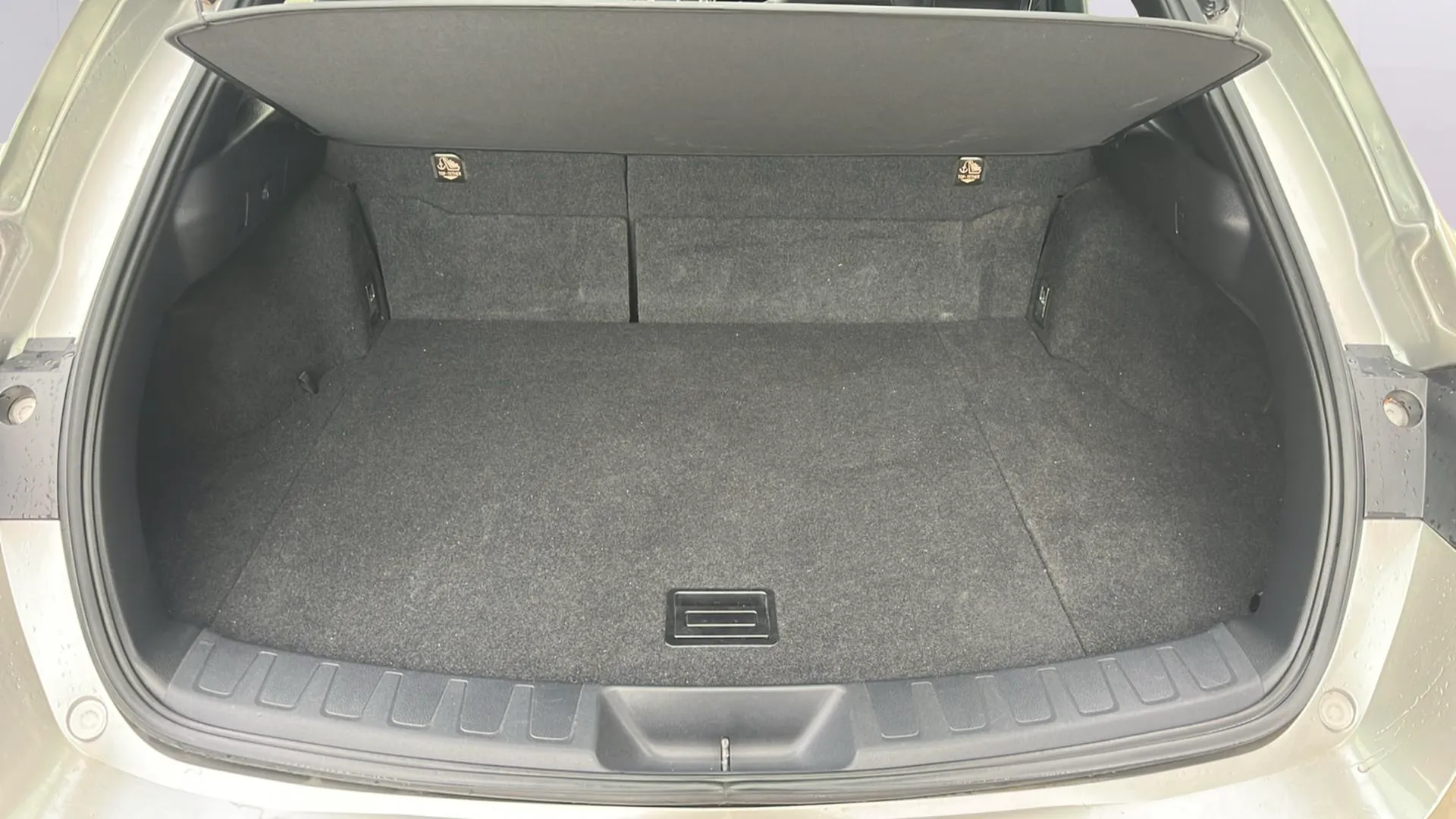 Lexus UX 2.0 250h Business - foto 7