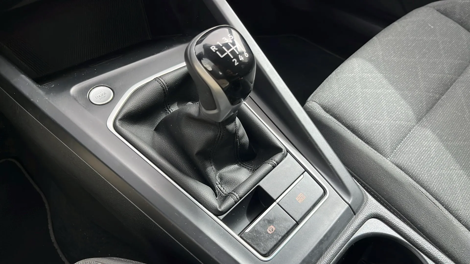 Volkswagen Golf 1.0 TSI - foto 16