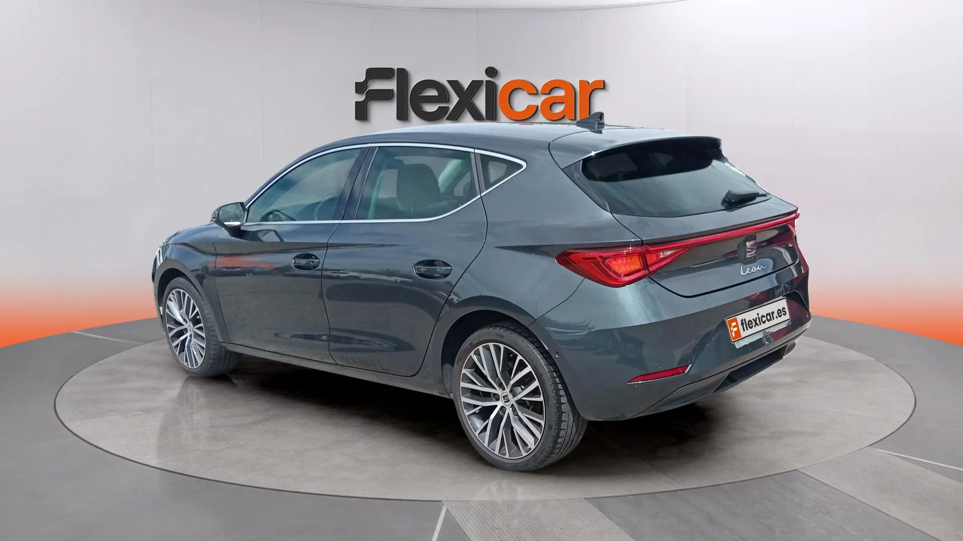 SEAT León SP 1.5 eTSI DSG Xcellence - foto 8