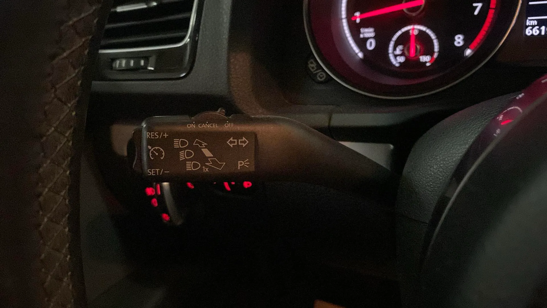 Volkswagen Scirocco R-Line 1.4 TSI BMT - foto 18