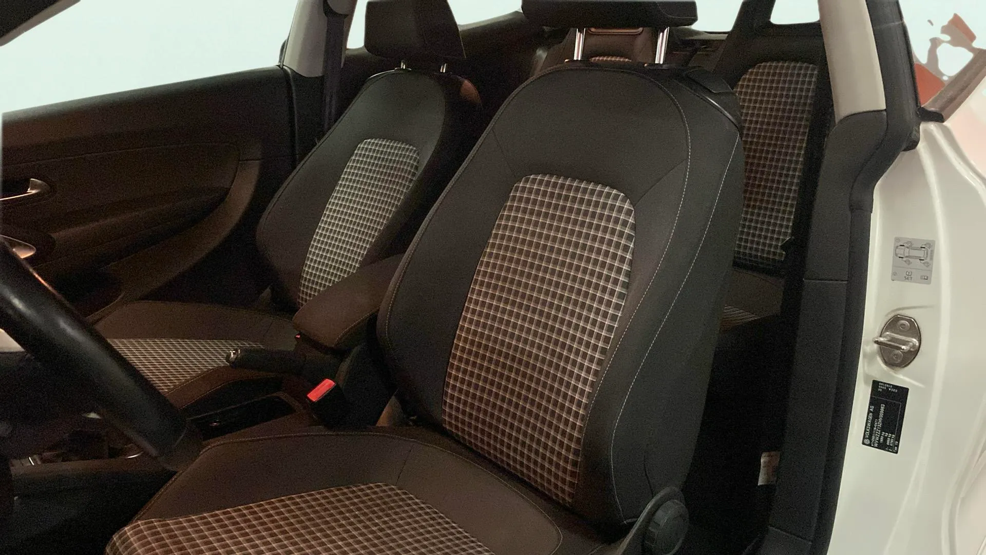 Volkswagen Scirocco R-Line 1.4 TSI BMT - foto 27
