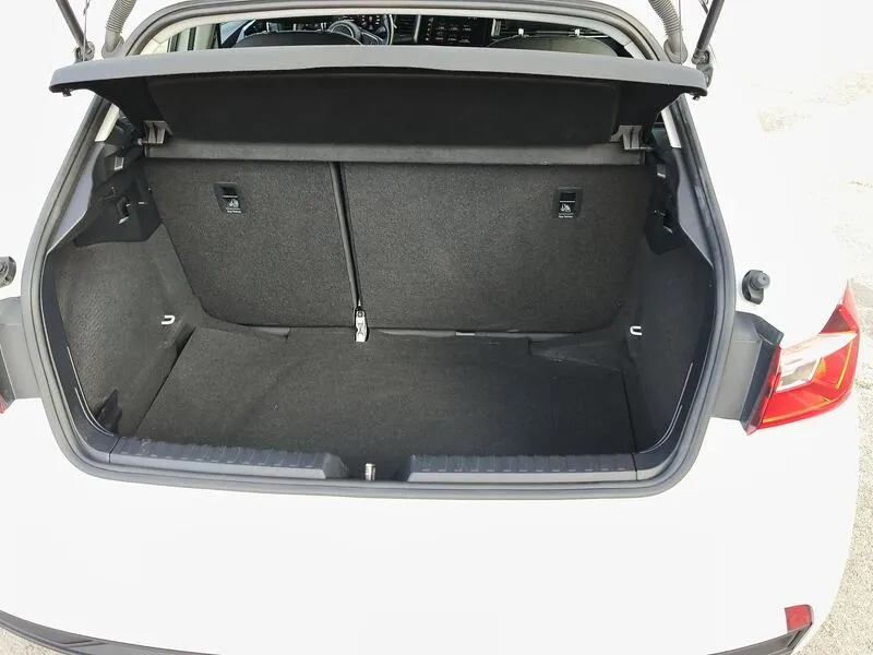 Audi A1 Sportback Advanced 25 TFSI - foto 38
