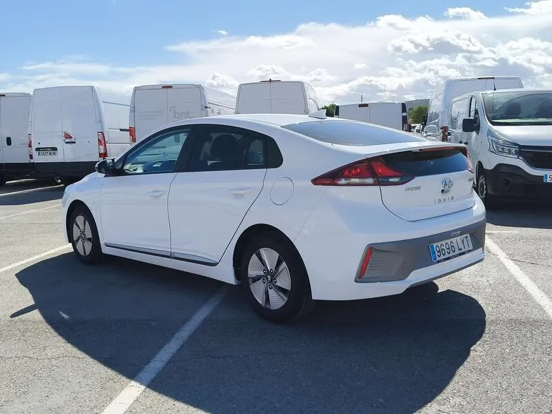 Hyundai Ioniq 1.6 GDI HEV Klass - foto 4