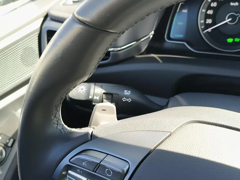 Hyundai Ioniq 1.6 GDI HEV Klass - foto 26