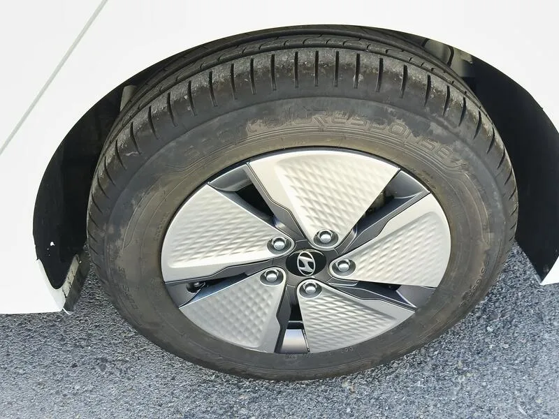 Hyundai Ioniq 1.6 GDI HEV Klass - foto 45