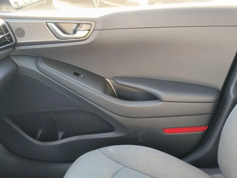 Hyundai Ioniq 1.6 GDI HEV Klass - foto 20
